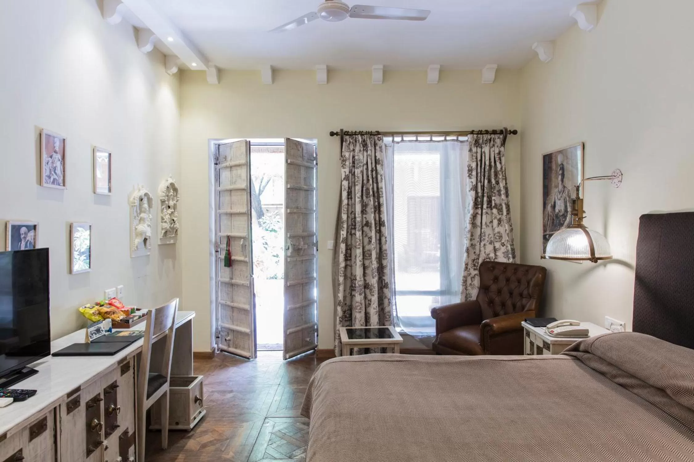 Bedroom, Bed in Ajit Bhawan - A Palace Resort