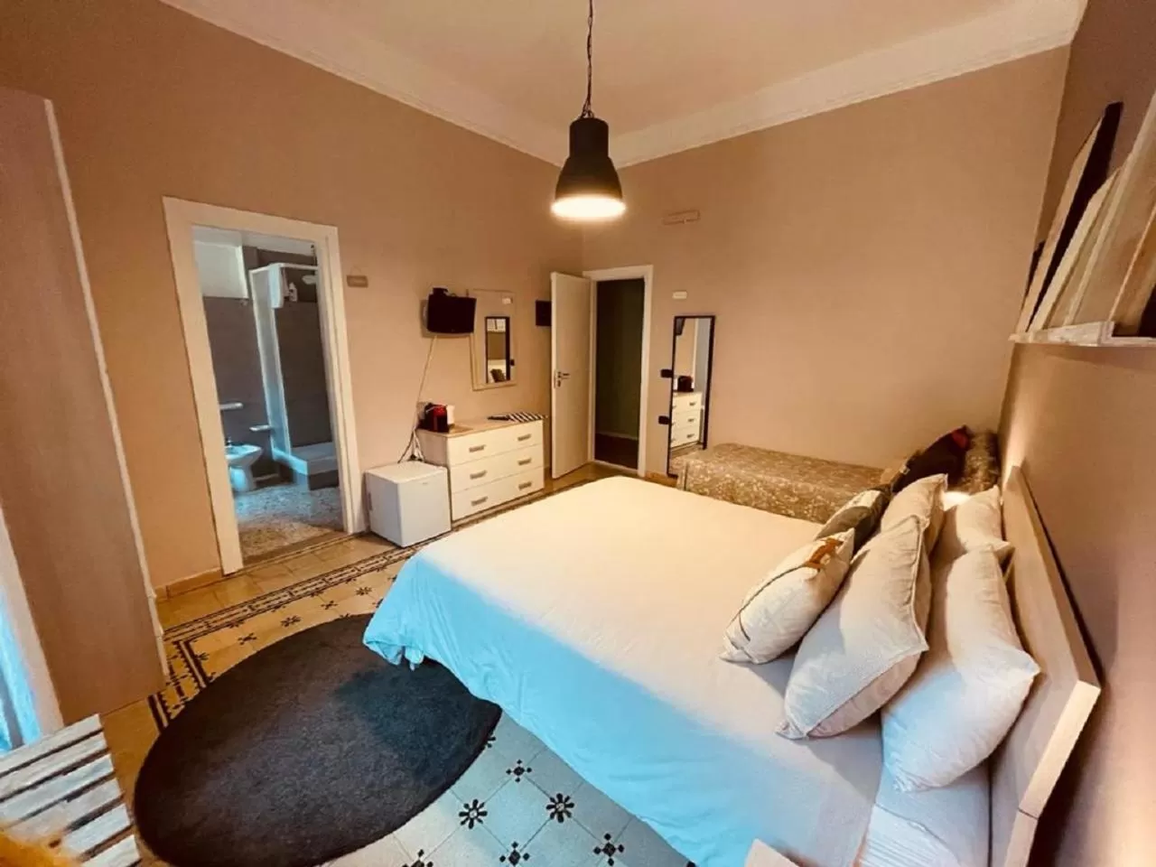 Photo of the whole room, Bed in Lavilletta B&B