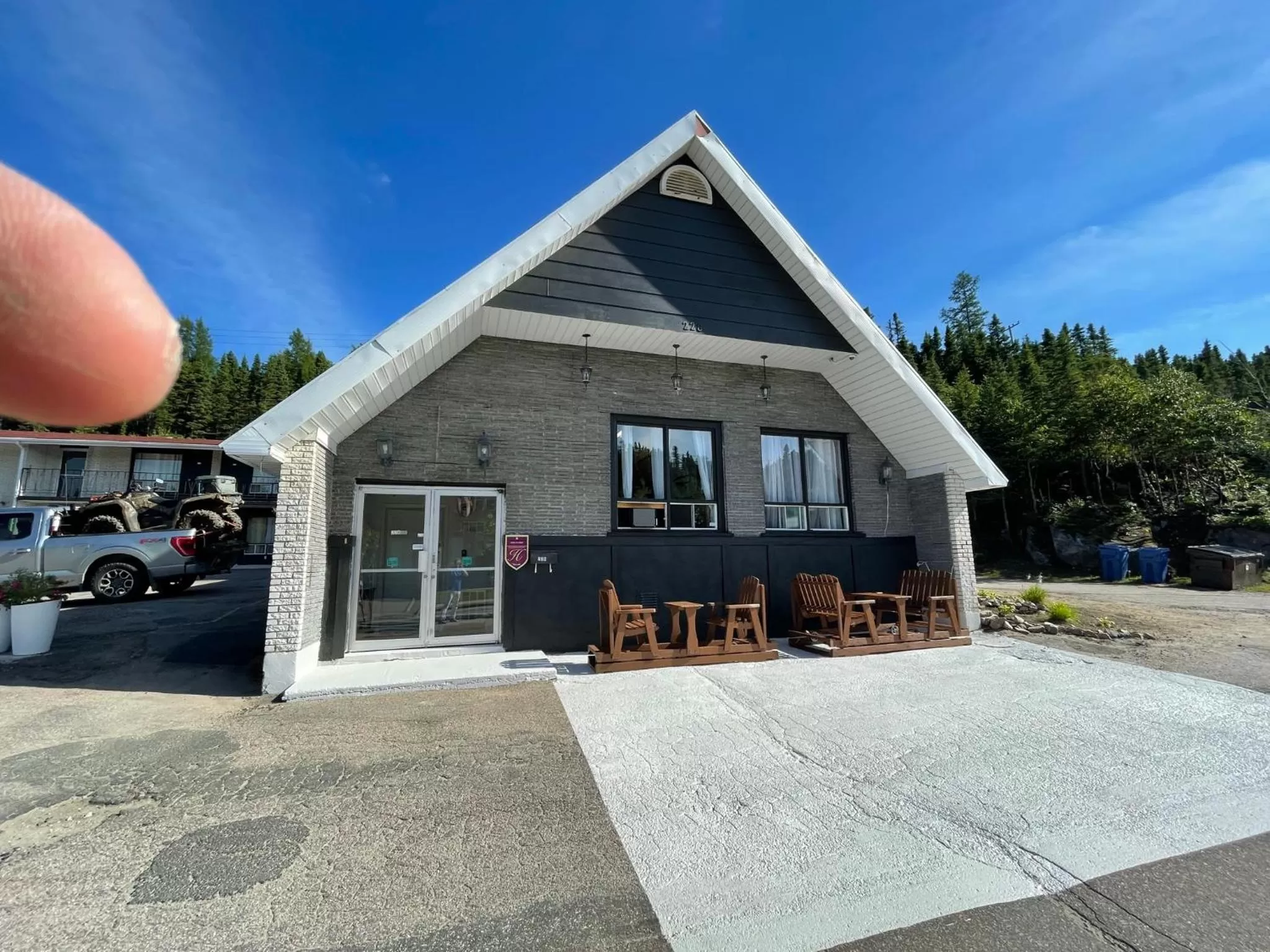 Property building in Motel du rosier