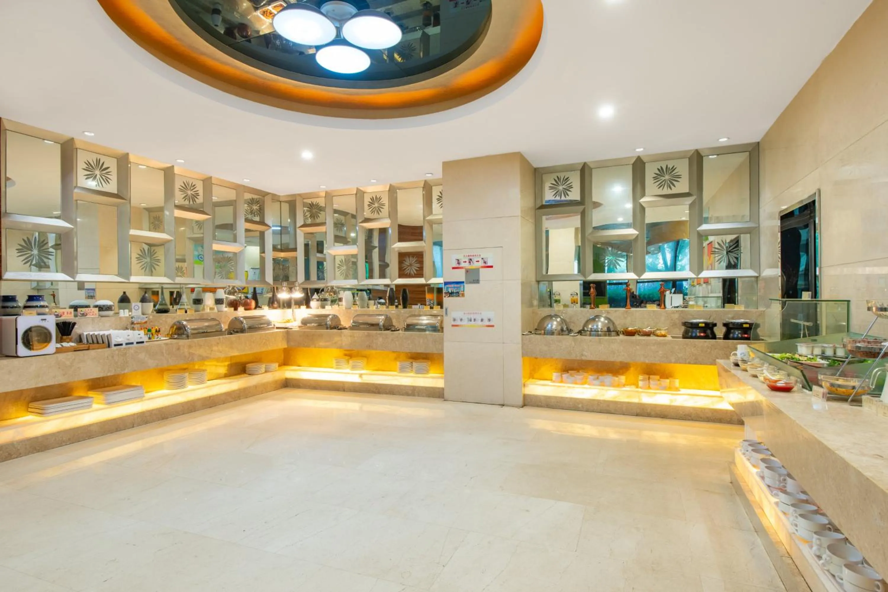 Breakfast in Holiday Inn Express Nantong Xinghu by IHG