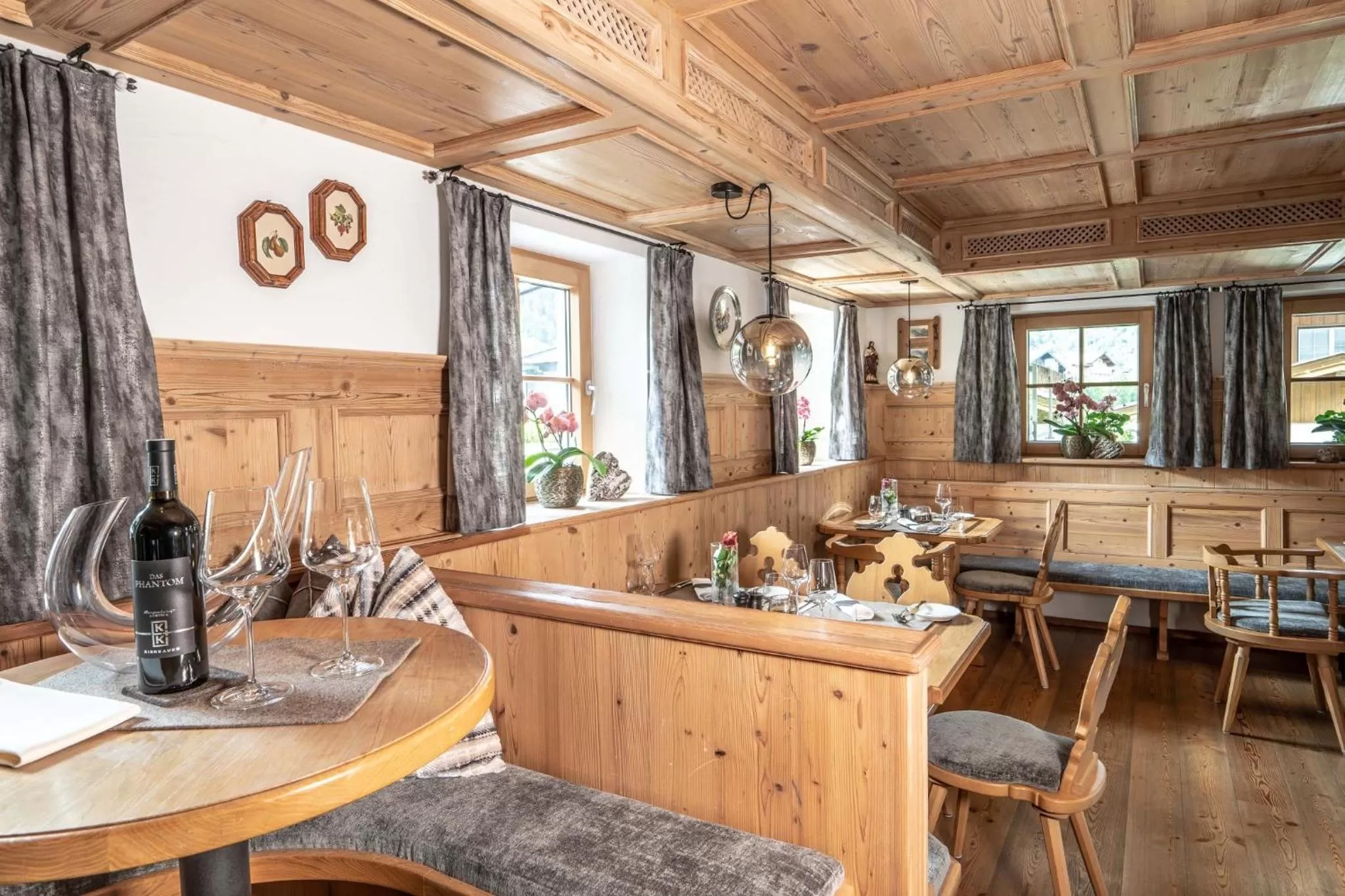 Restaurant/places to eat in Hotel Kaprunerhof