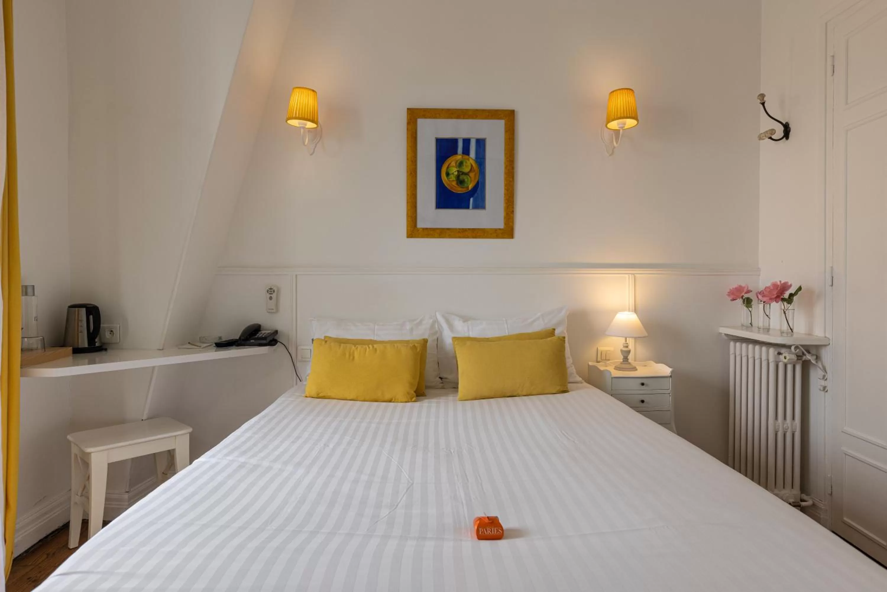 Bedroom, Bed in Hôtel & Espace Bien-être La Maison du Lierre