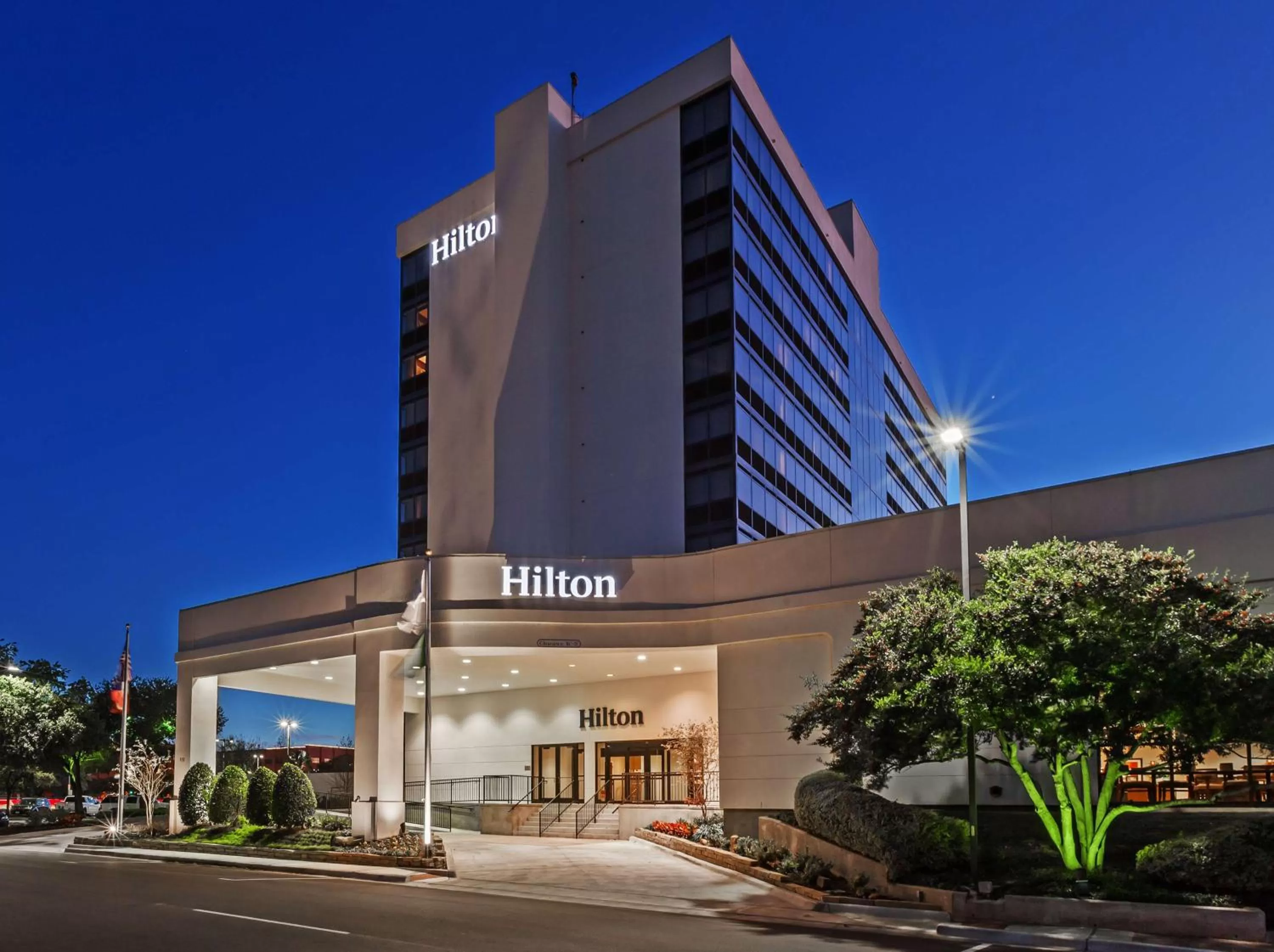 Property building in Hilton Waco