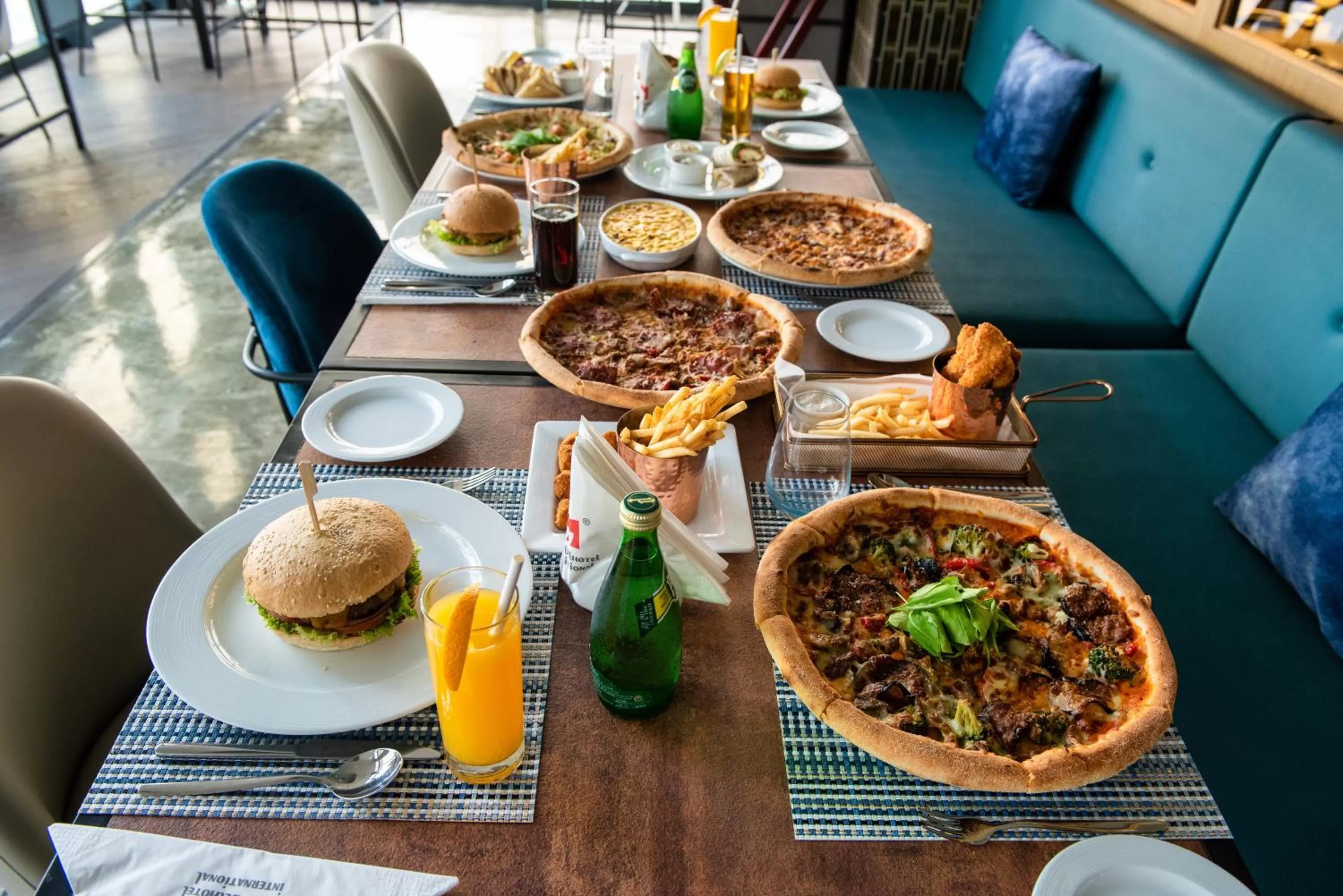 Restaurant/places to eat in Swiss-Belsuites Admiral Juffair