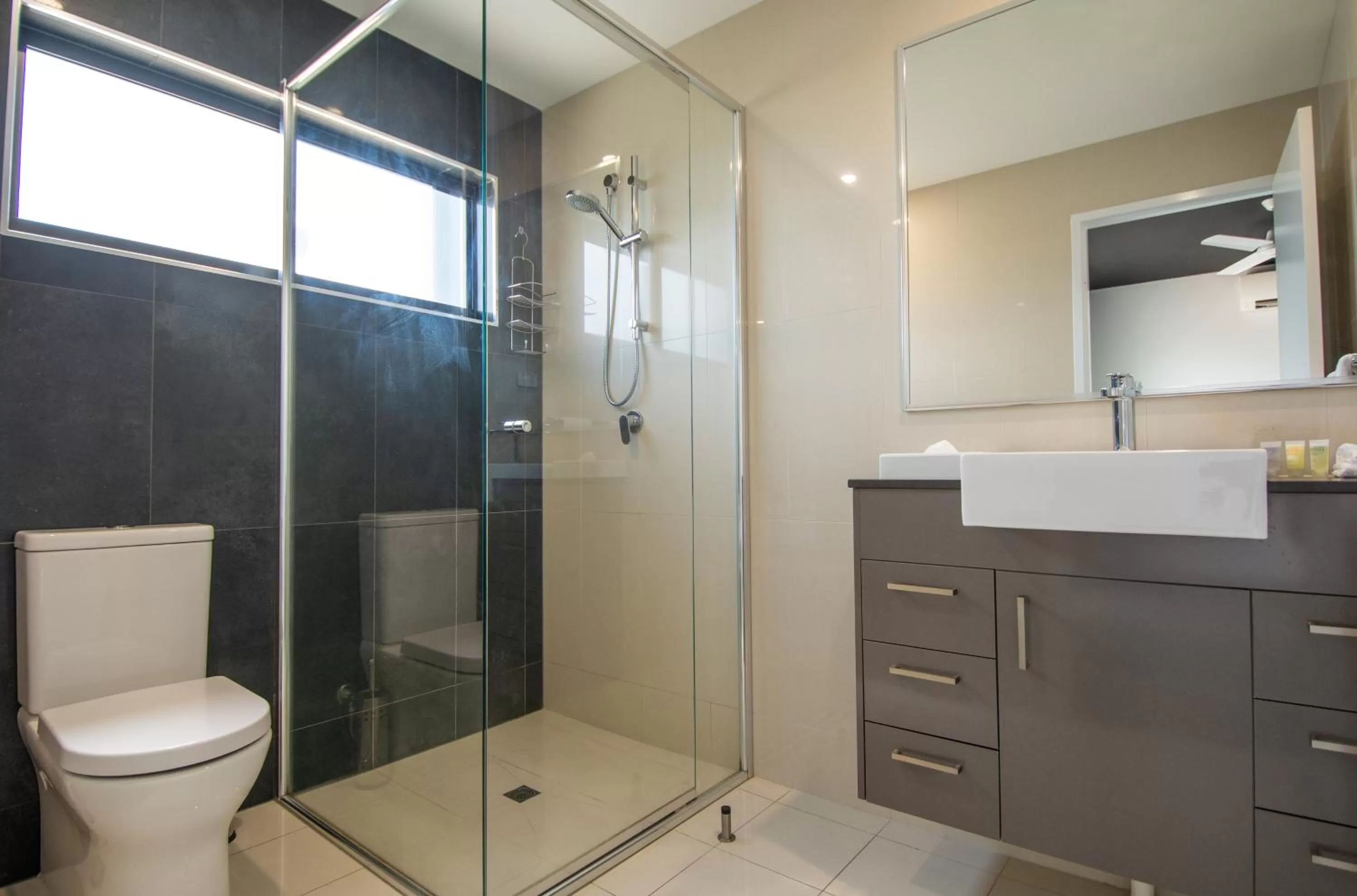 Two-Bedroom Apartment in Magnum Serviced Apartments