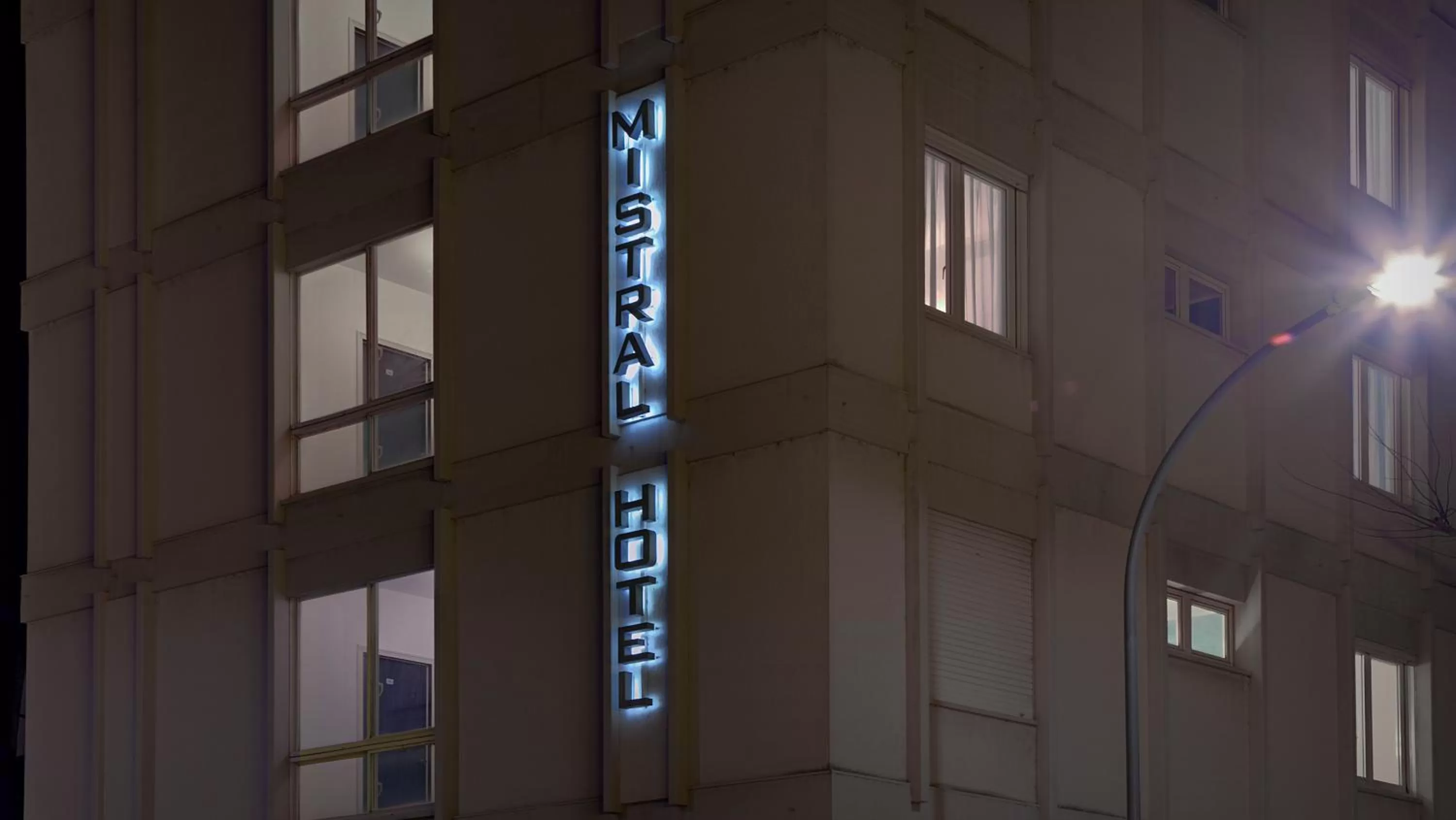 Facade/entrance in Hotel Mistral