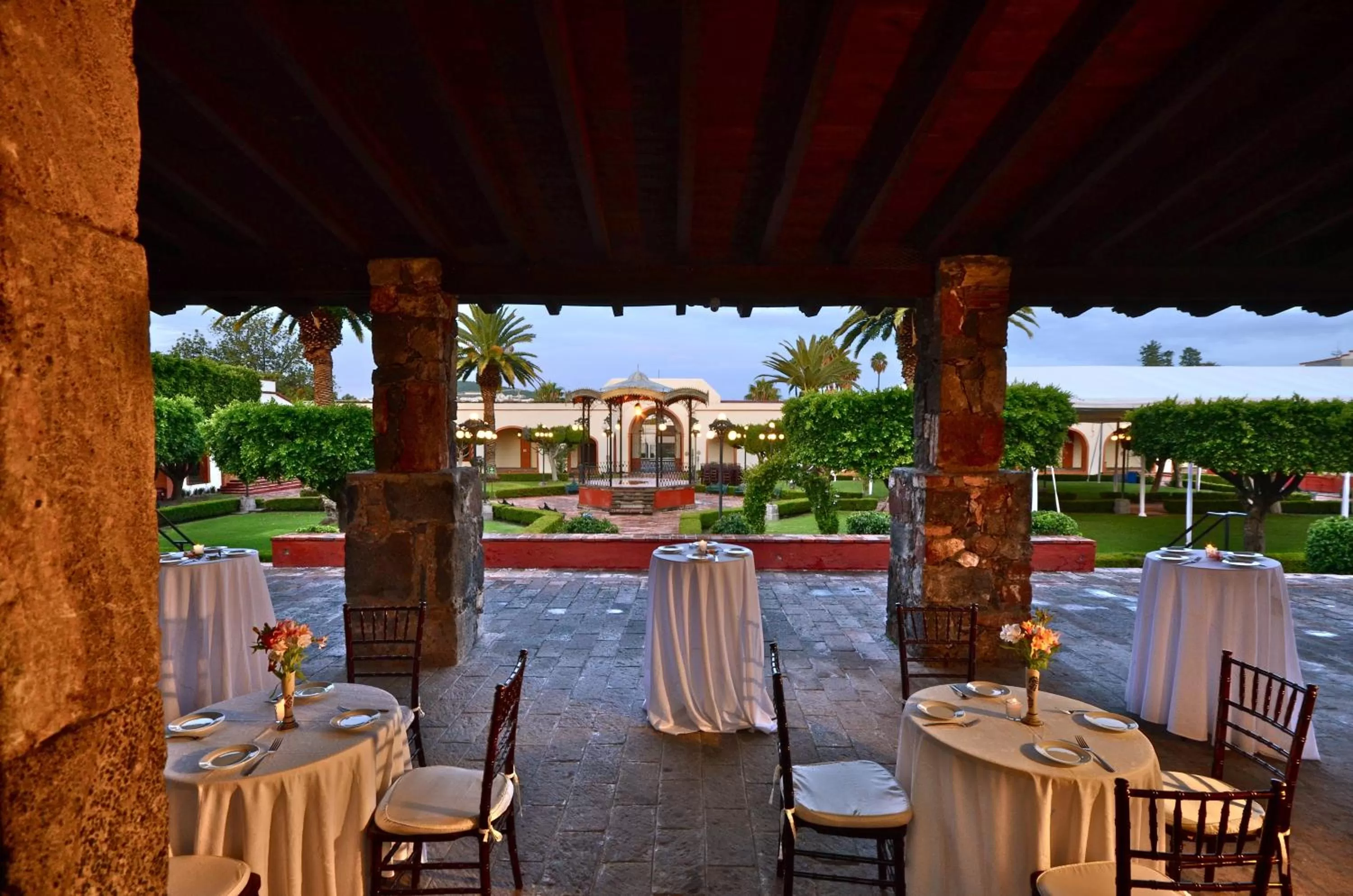 Restaurant/Places to Eat in Mision Grand Juriquilla