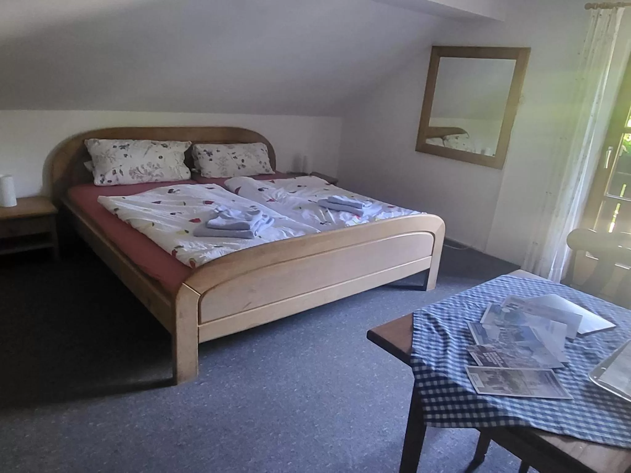 Bed in Gasthaus Staufenbrücke