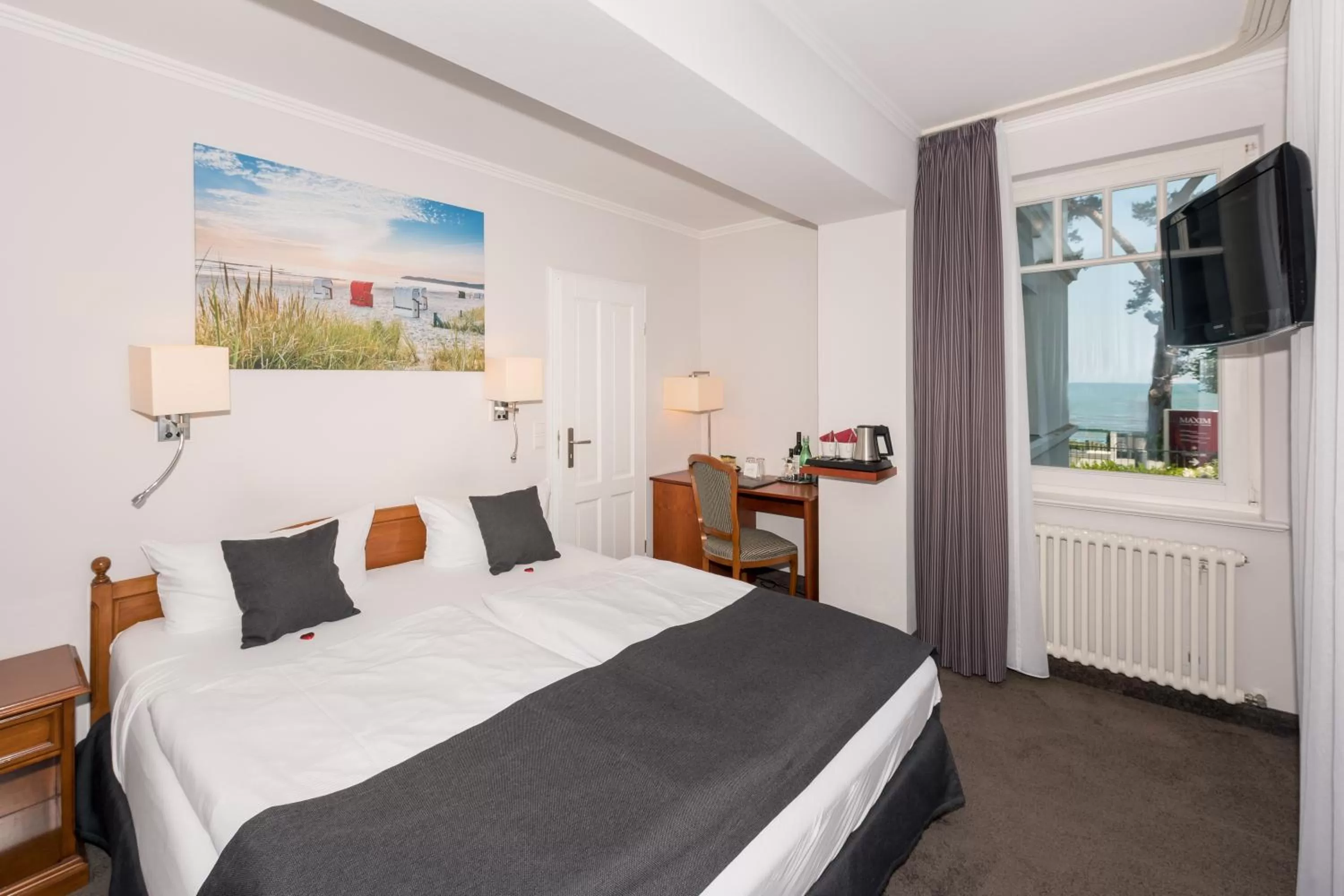 Bed, Room Photo in Hotel Villa Belvedere