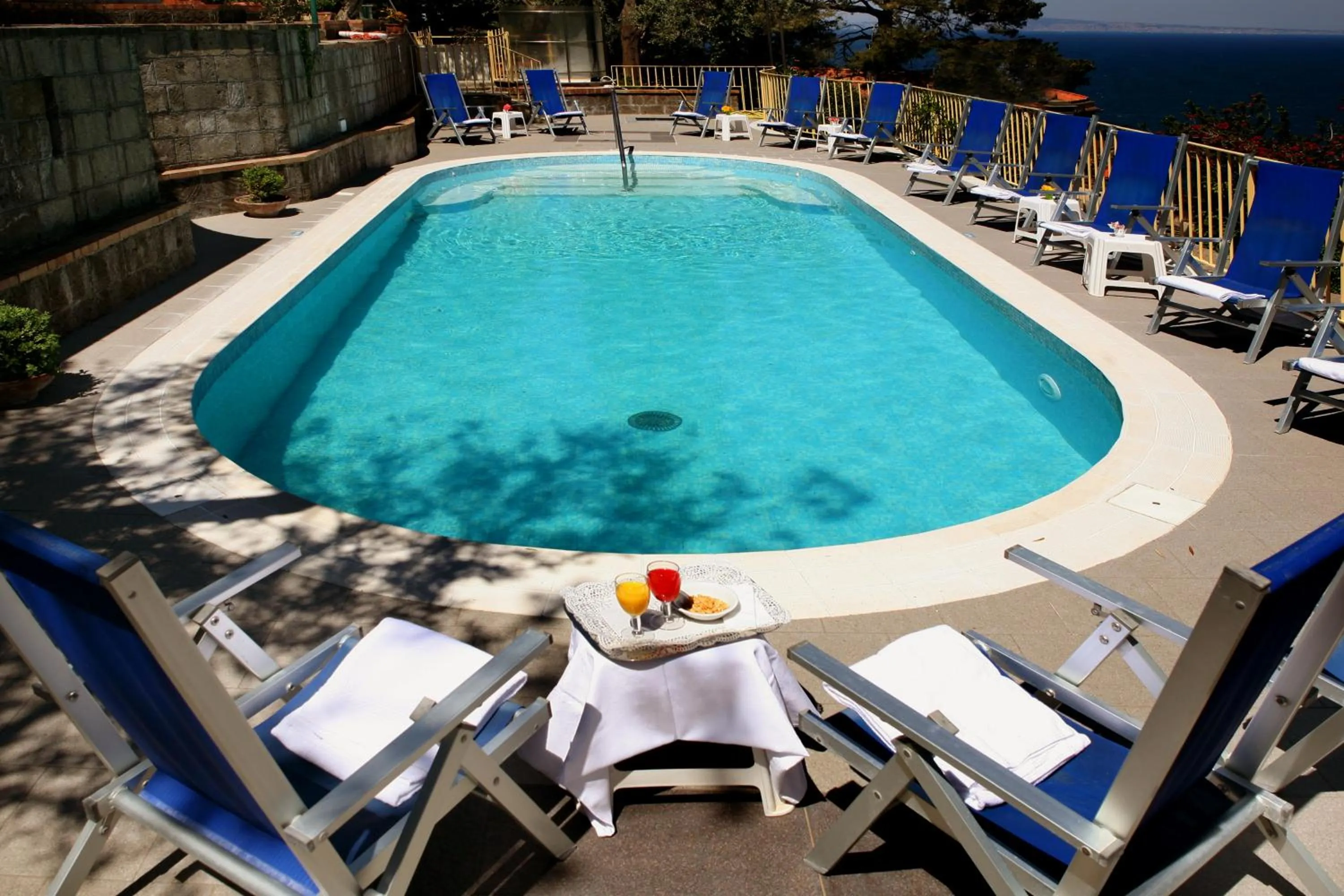 Swimming pool in Hotel Miramare