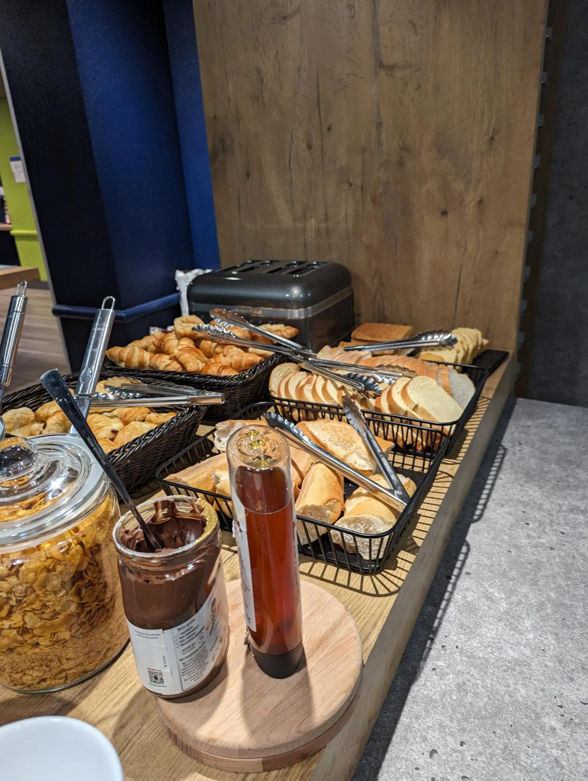 Breakfast in ibis budget Saint-Omer Centre