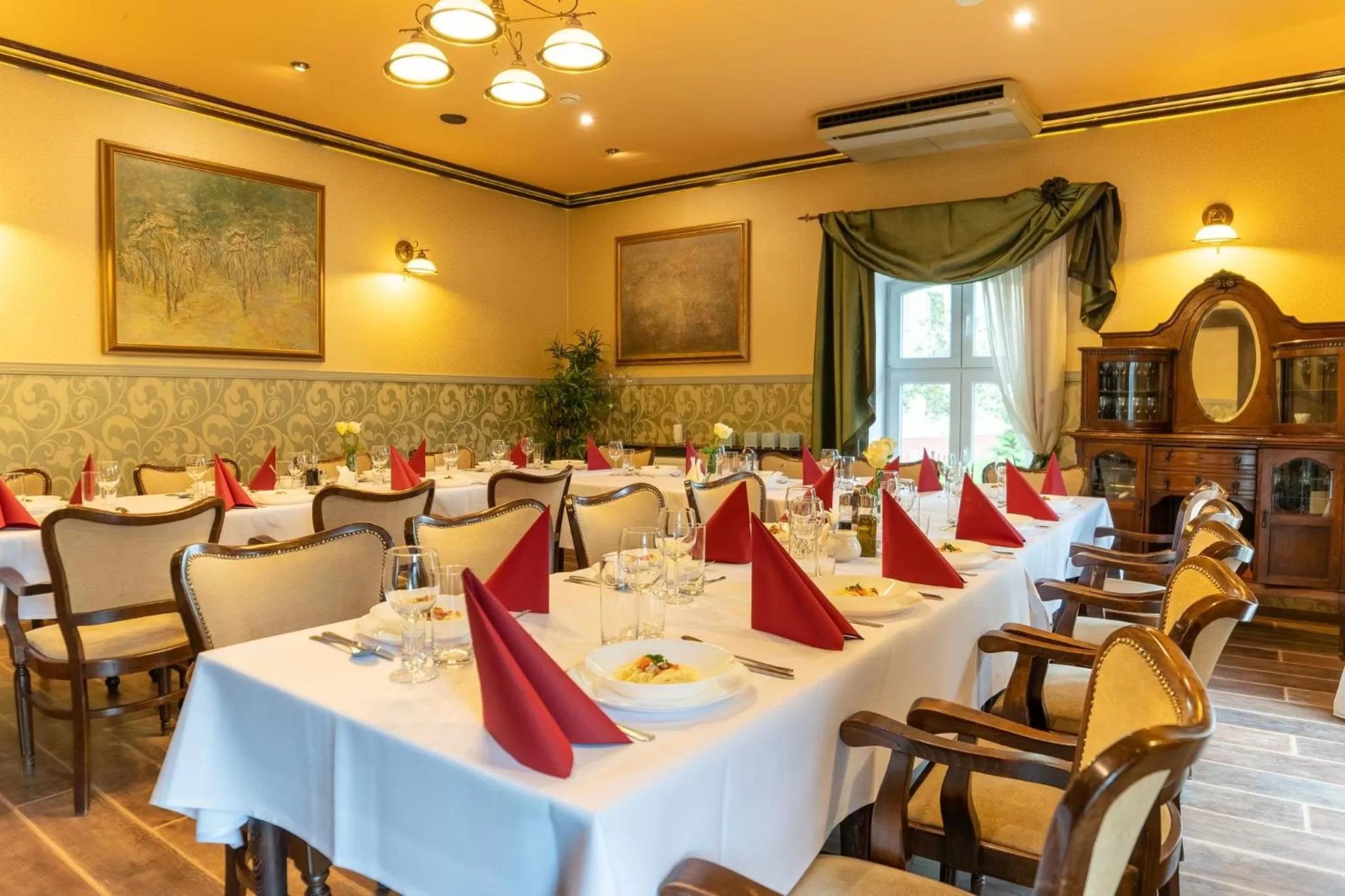 Restaurant/places to eat in Hotel Stara Poczta