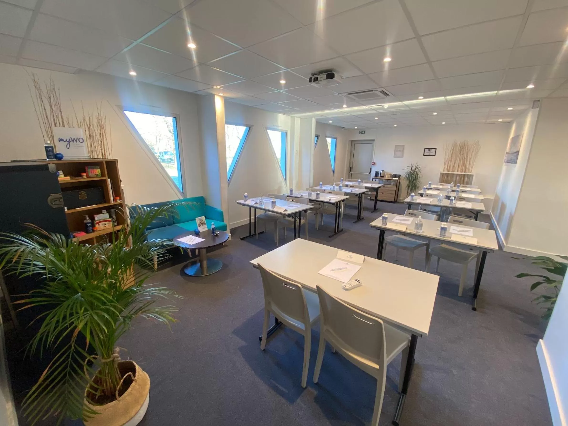 Banquet/Function facilities in Sure Hotel by Best Western Bordeaux Lac