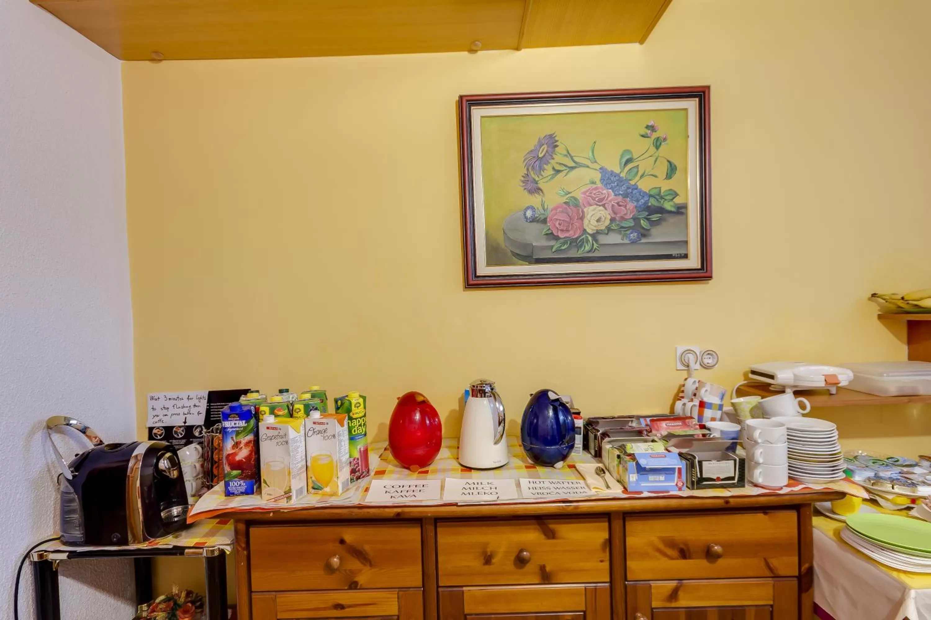 Buffet breakfast in Rooms & Apartments Jana