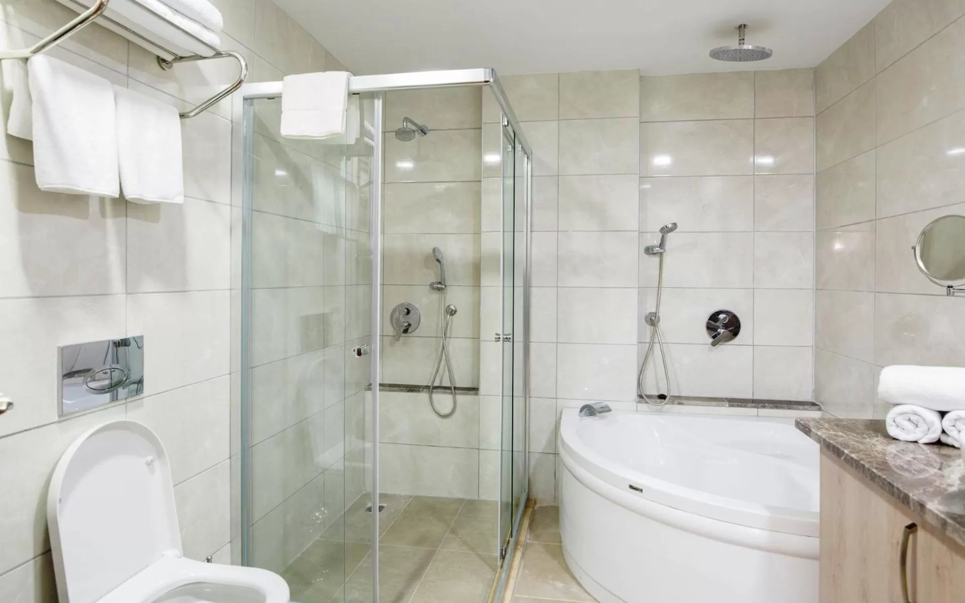 Bathroom in Helen Troya Hotel Geyikli