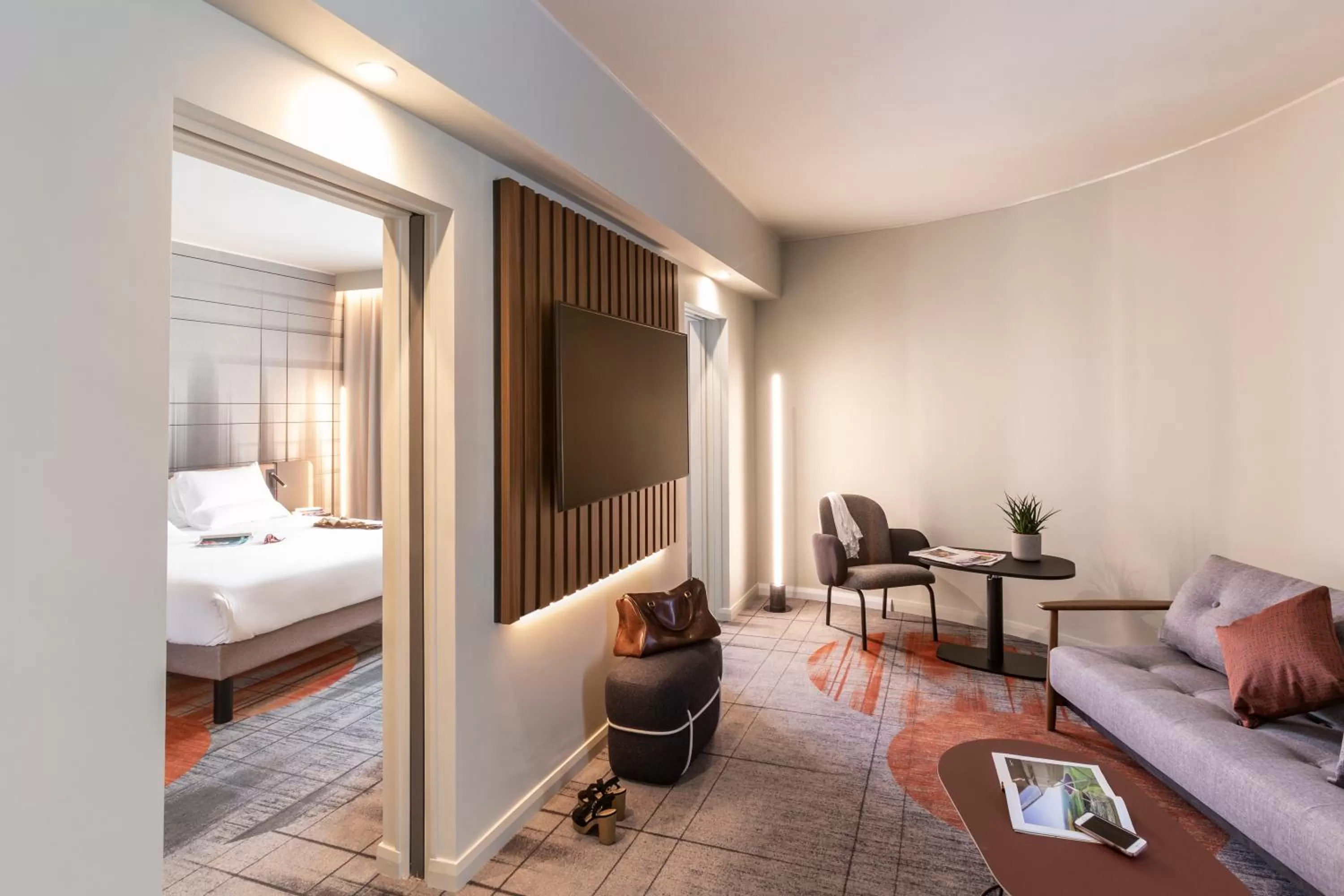 Bedroom, Bed in Novotel Cambridge North