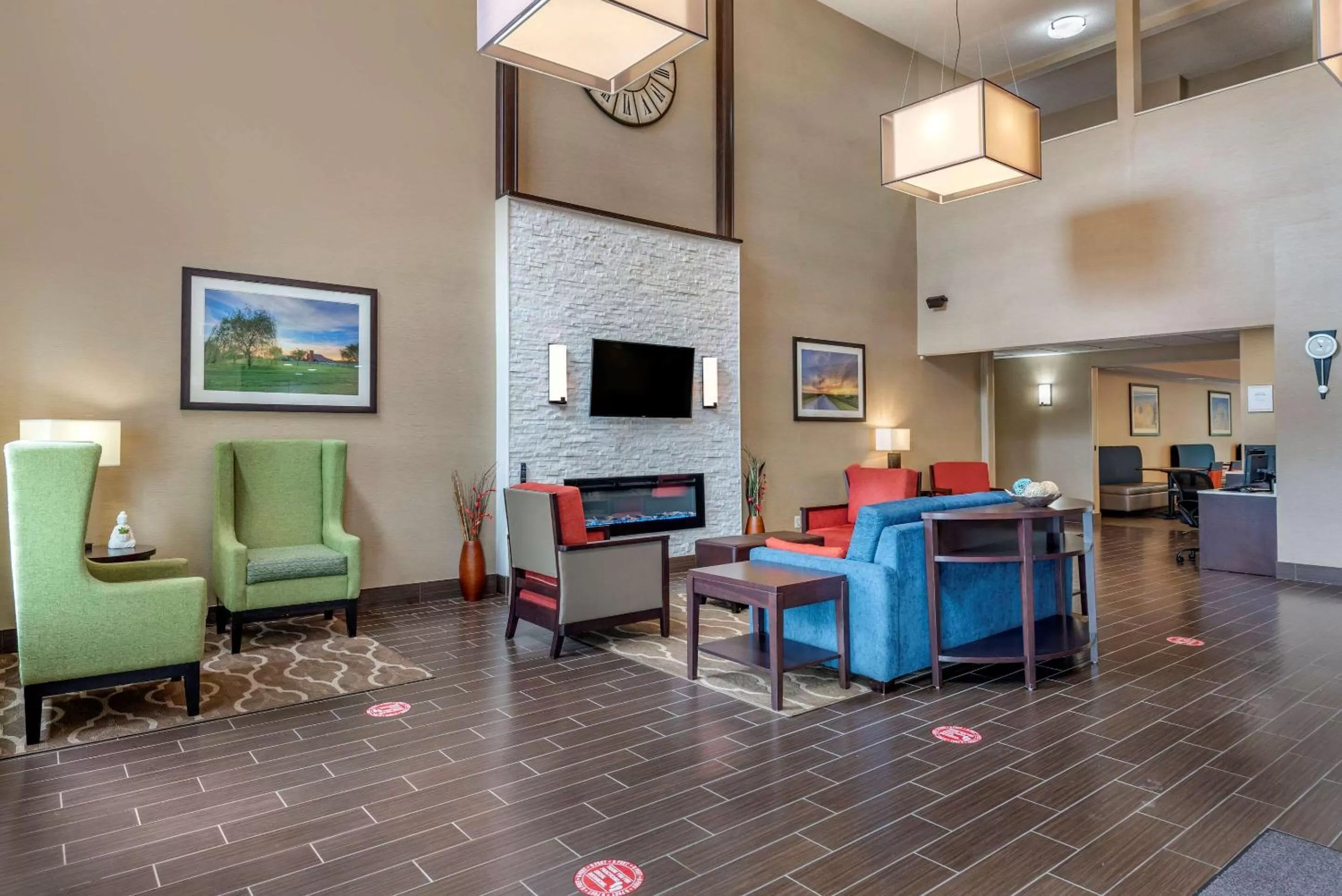 Lobby or reception in Comfort Suites Auburn near I-69