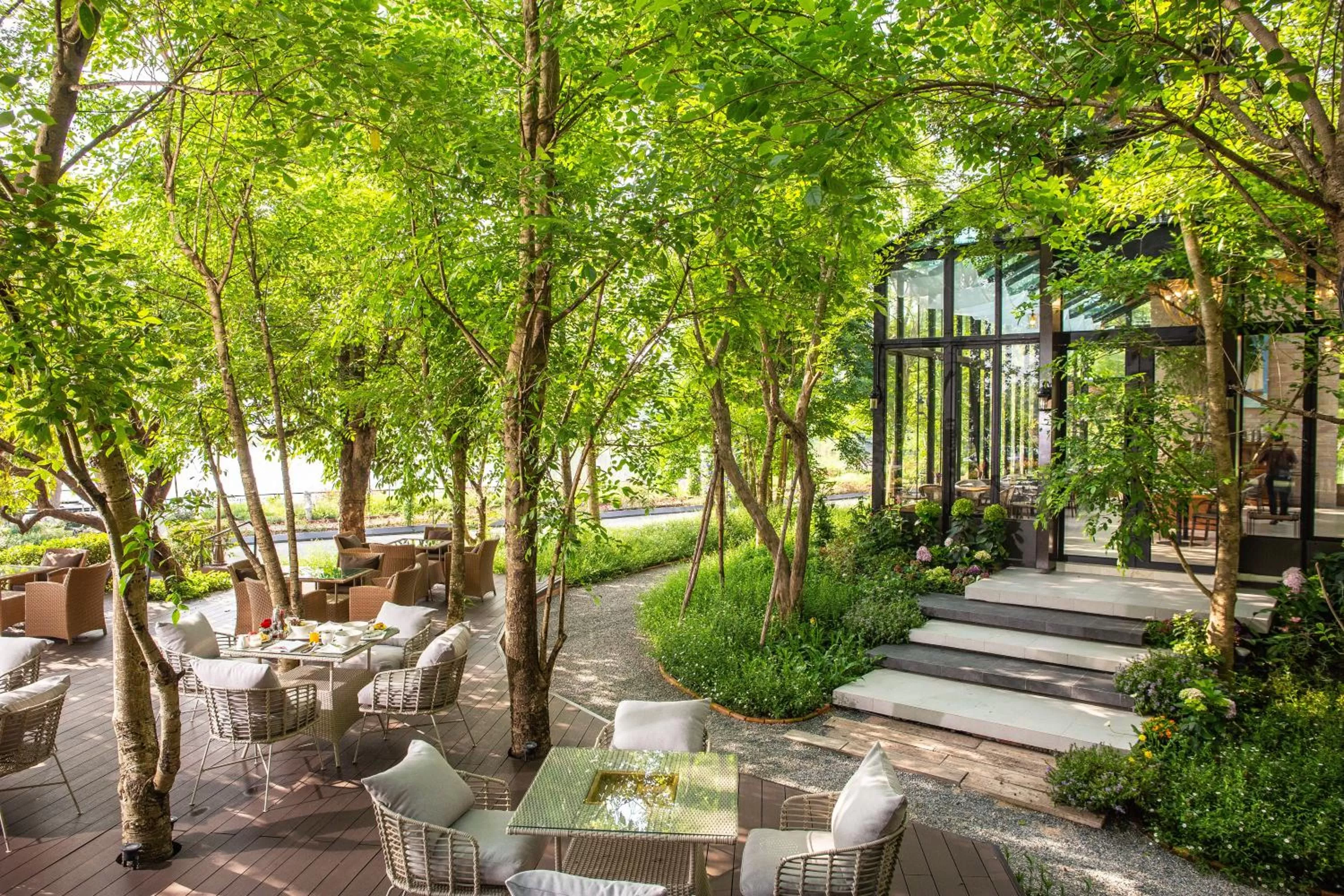 Restaurant/places to eat in North Hill City Resort