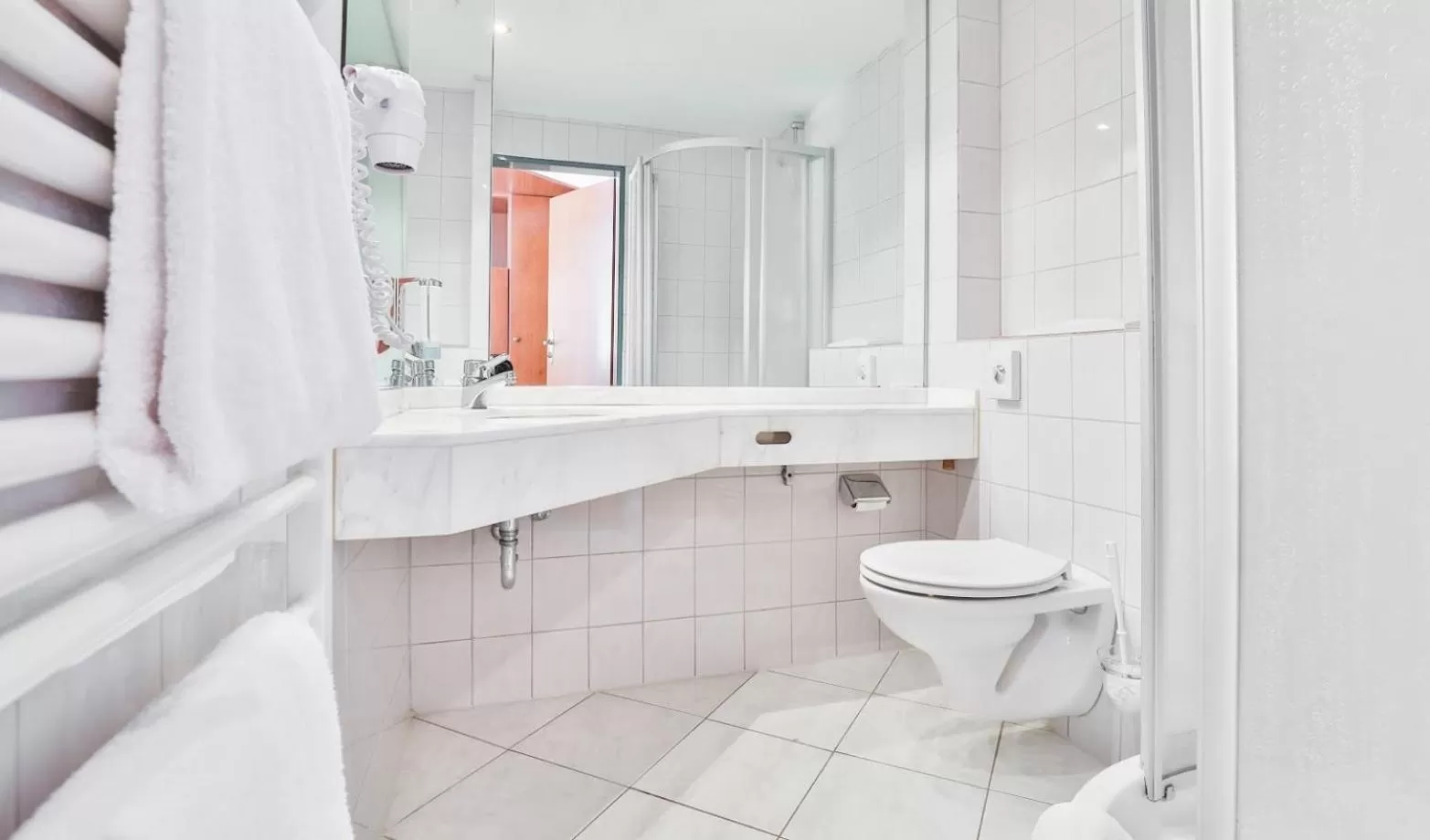 Shower in Hotel-Gasthaus "Krone"