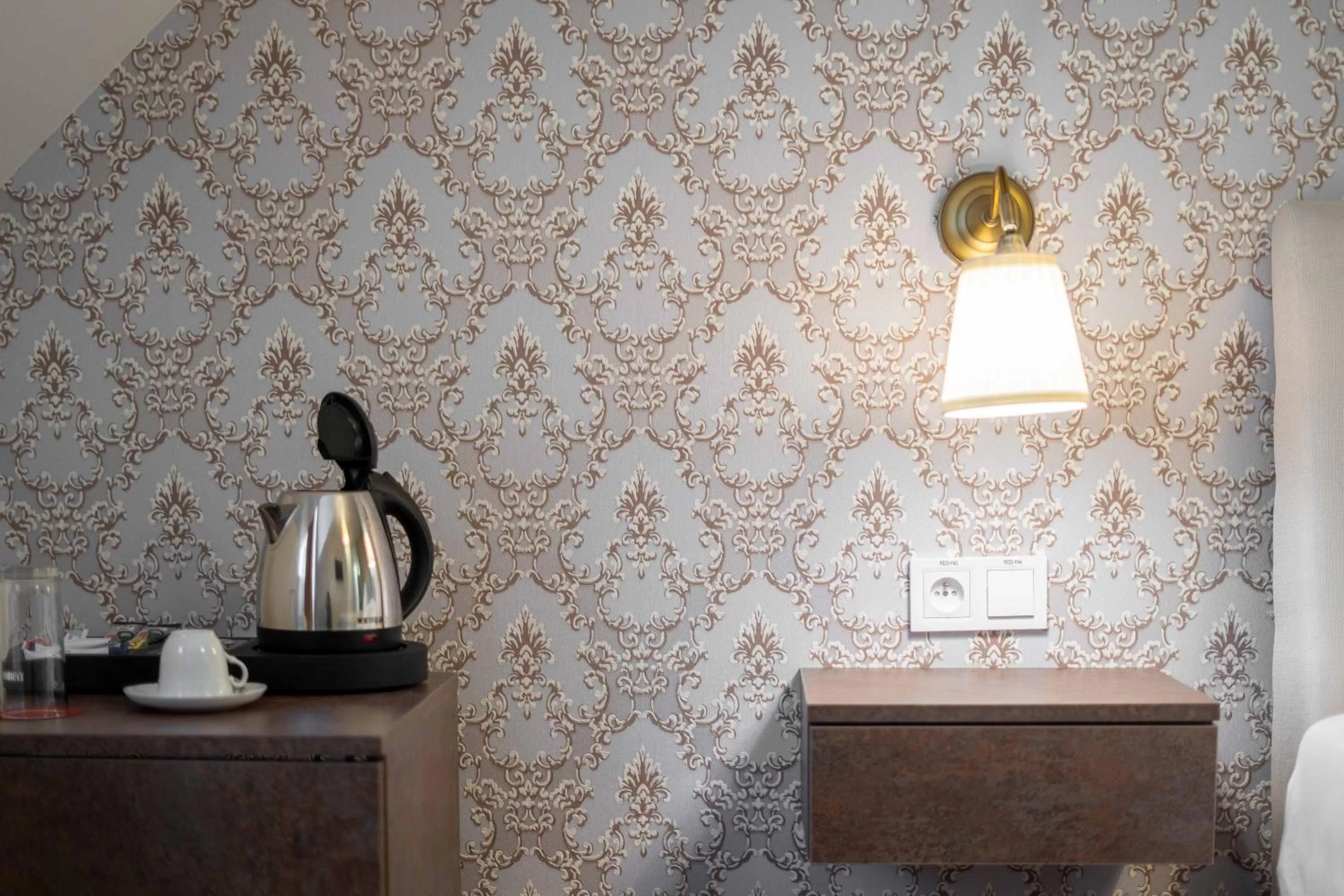 Coffee/tea facilities in Hotel MAXPLAZA