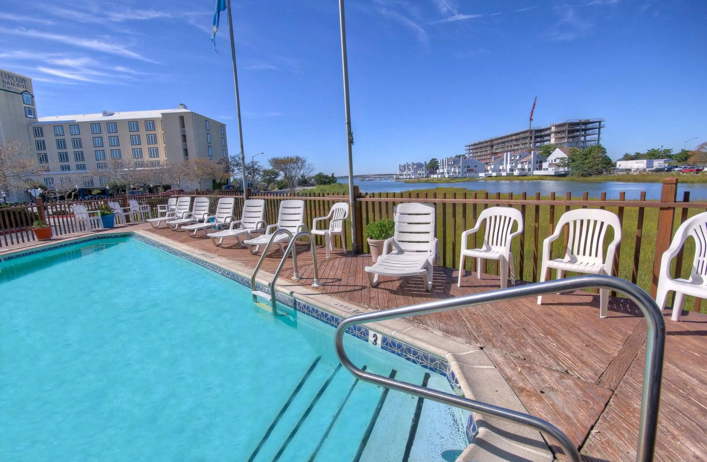 Swimming pool in Sea Bay Hotel