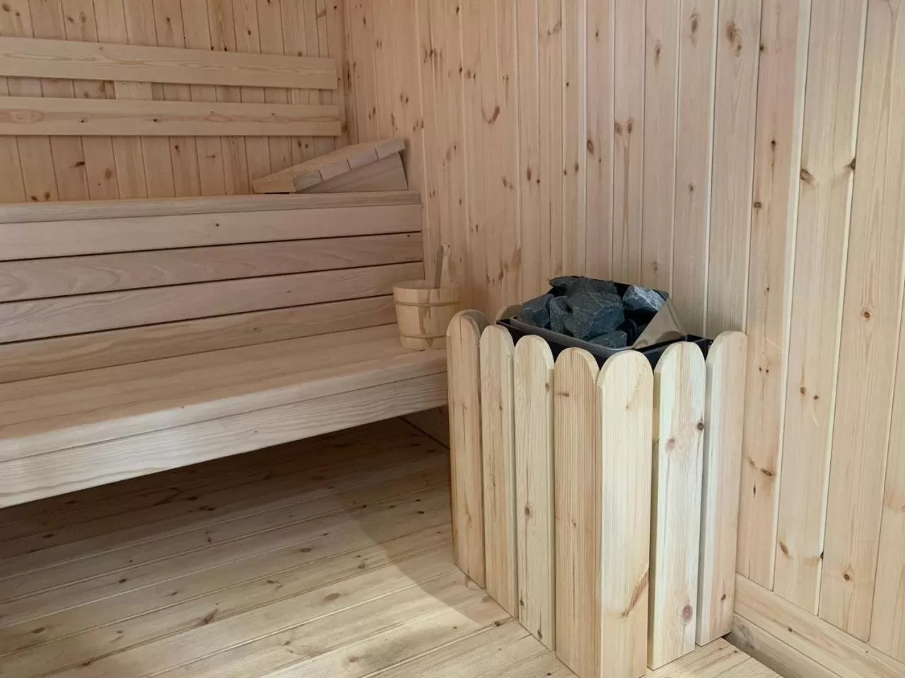 Sauna in Hotel Grandpa's House