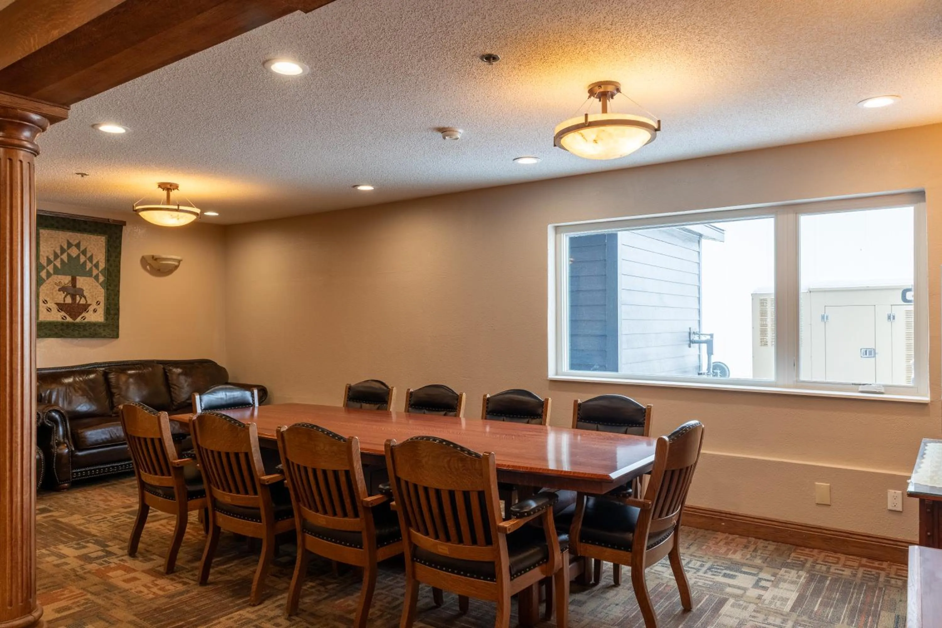 Meeting/conference room in Norland Inn & Suites Roseau