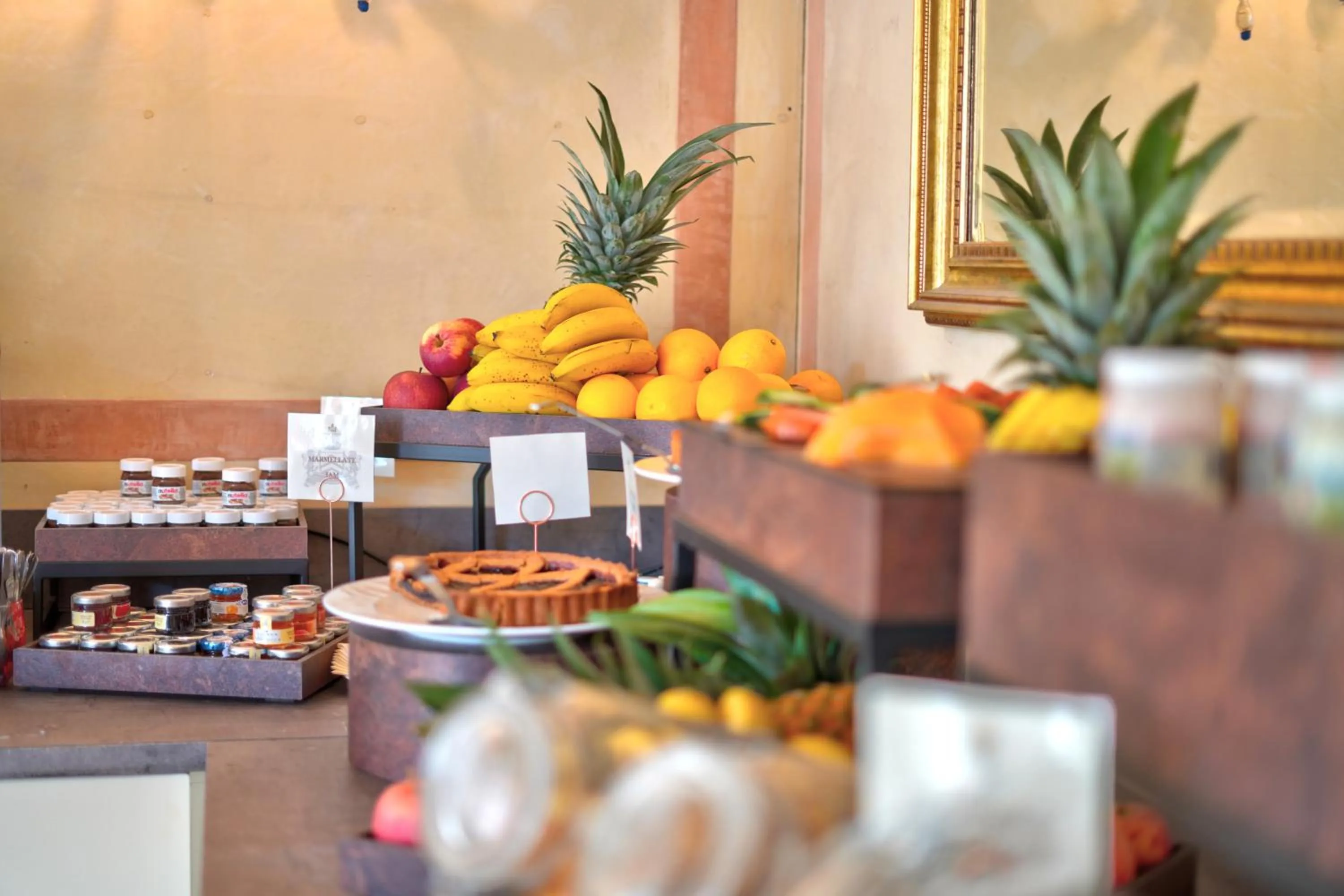 Breakfast in Hotel Villa Braida