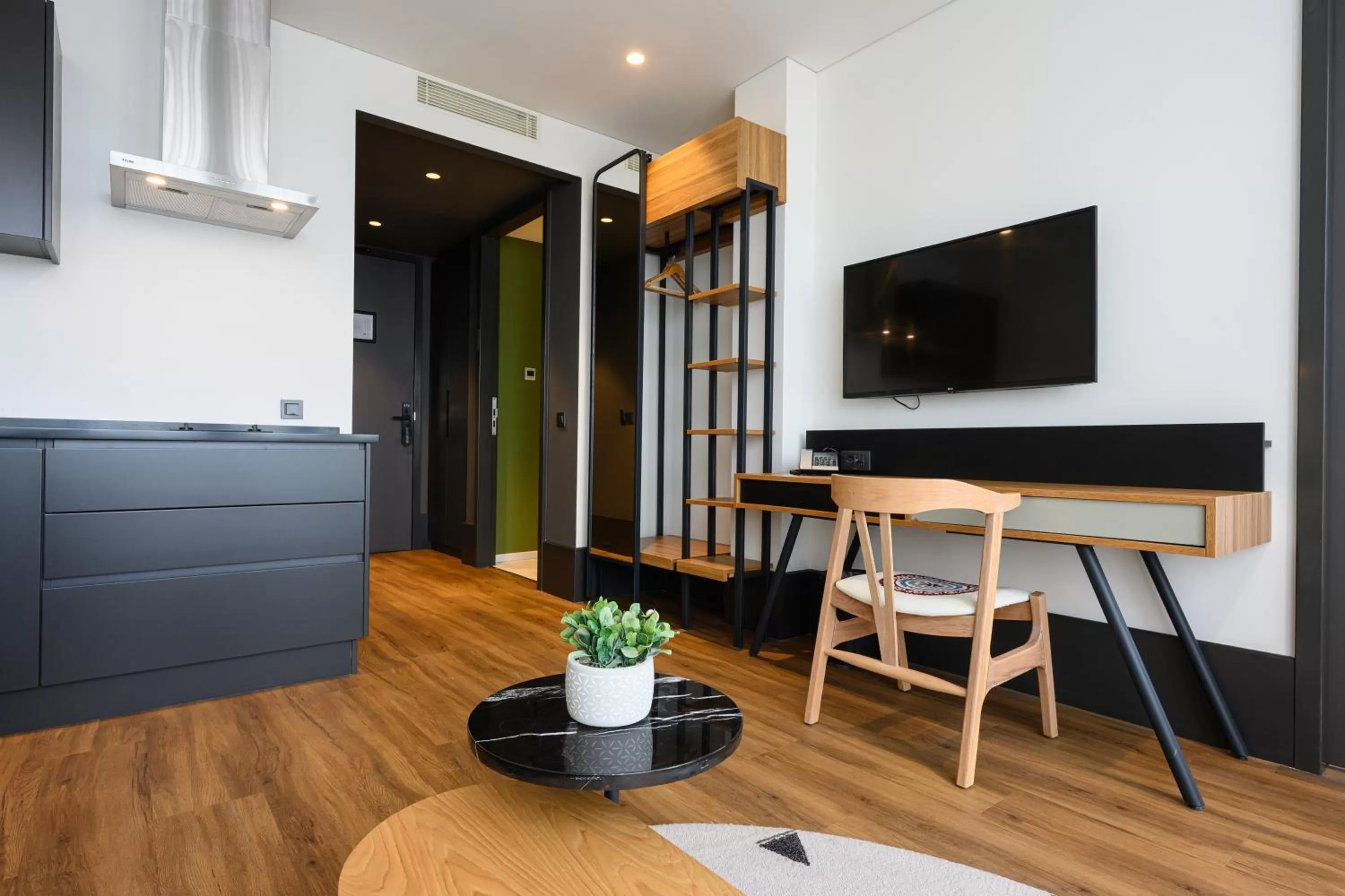 TV and multimedia, TV/Entertainment Center in NEO KVL Hotel by TASIGO