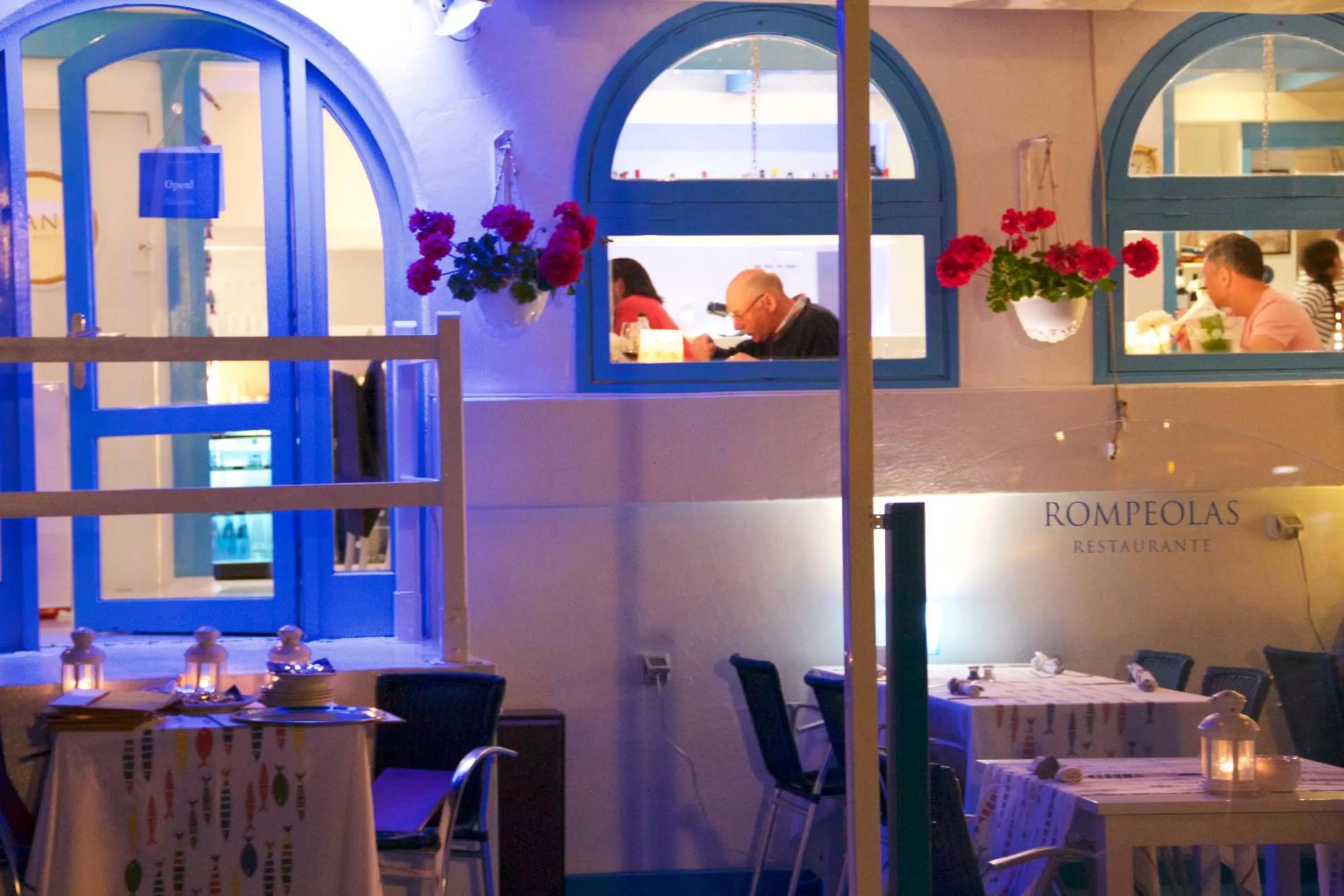 Restaurant/places to eat in AVANTI Lifestyle Hotel - Only Adults