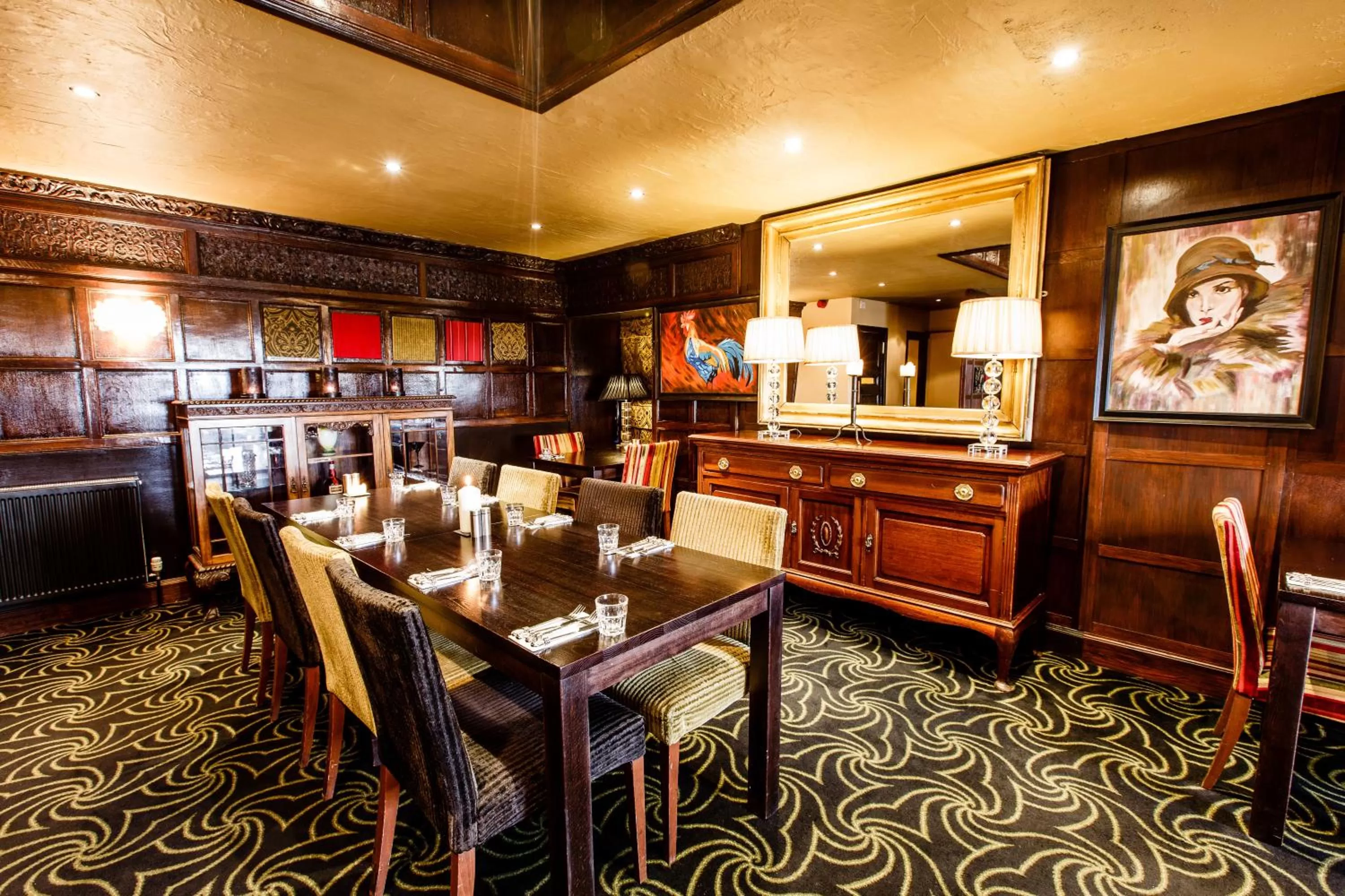 Restaurant/places to eat in The Cock and Bull