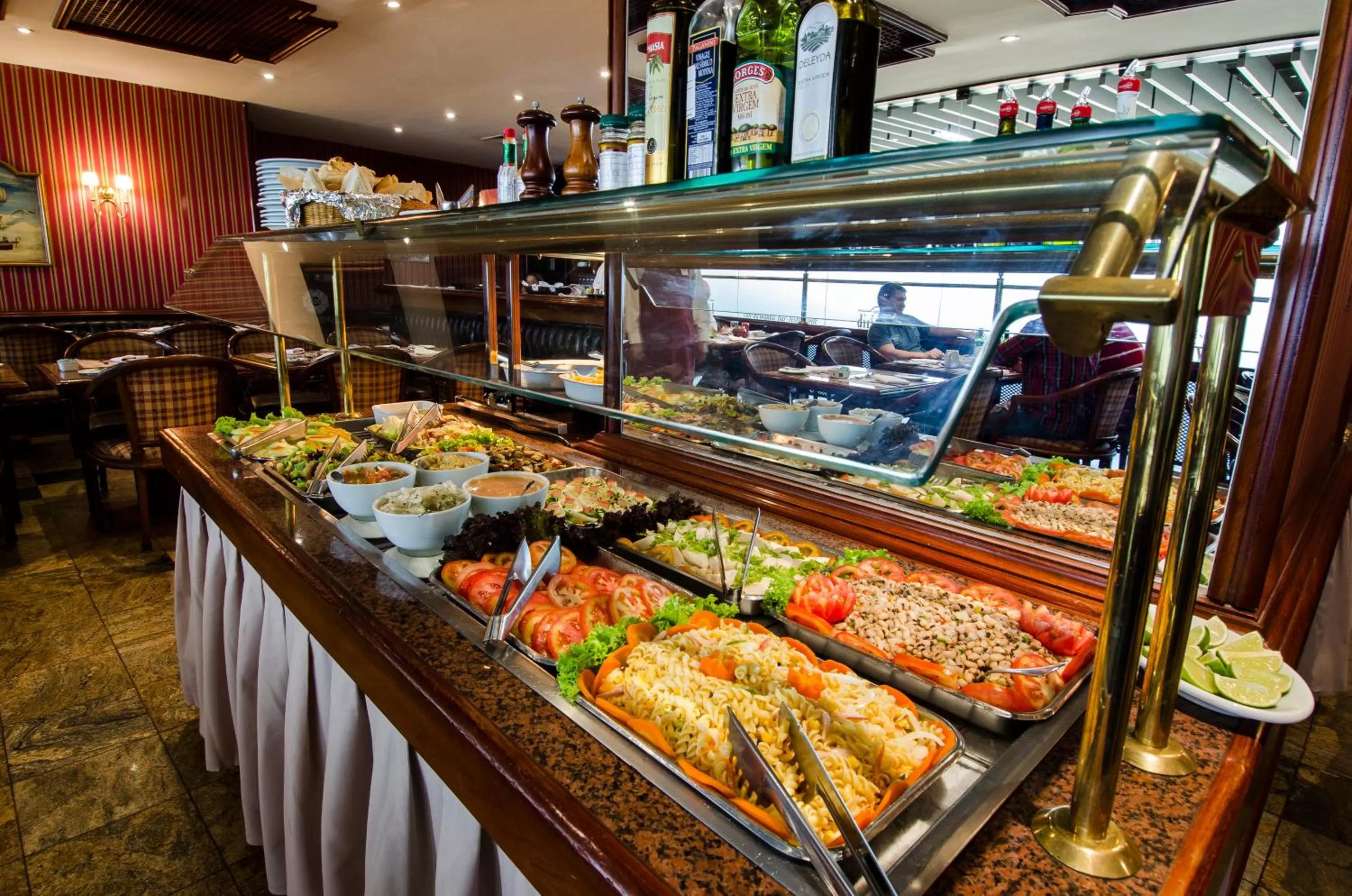 Restaurant/places to eat in Rio Aeroporto Hotel Galeão