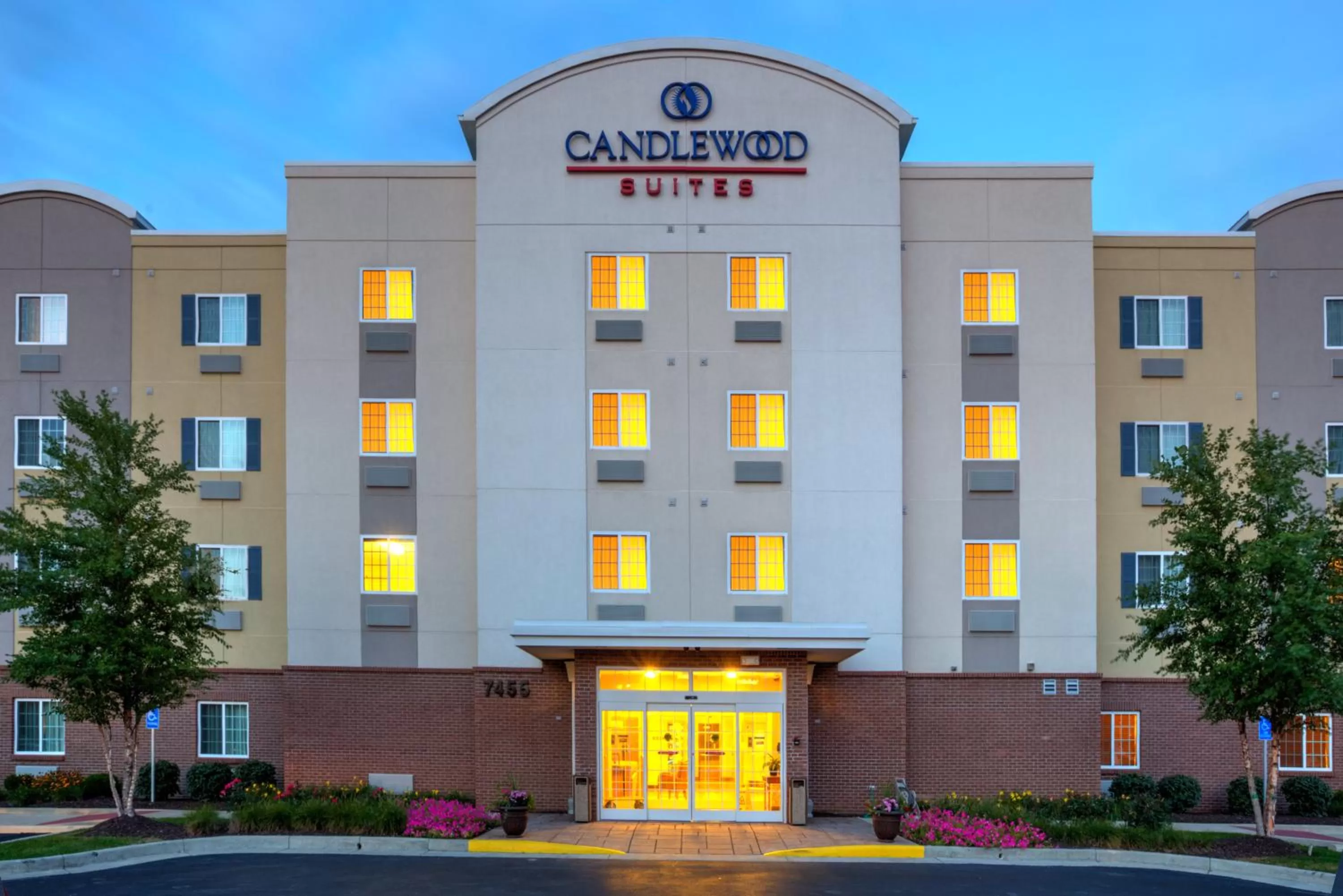 Property building in Candlewood Suites Indianapolis Northwest by IHG