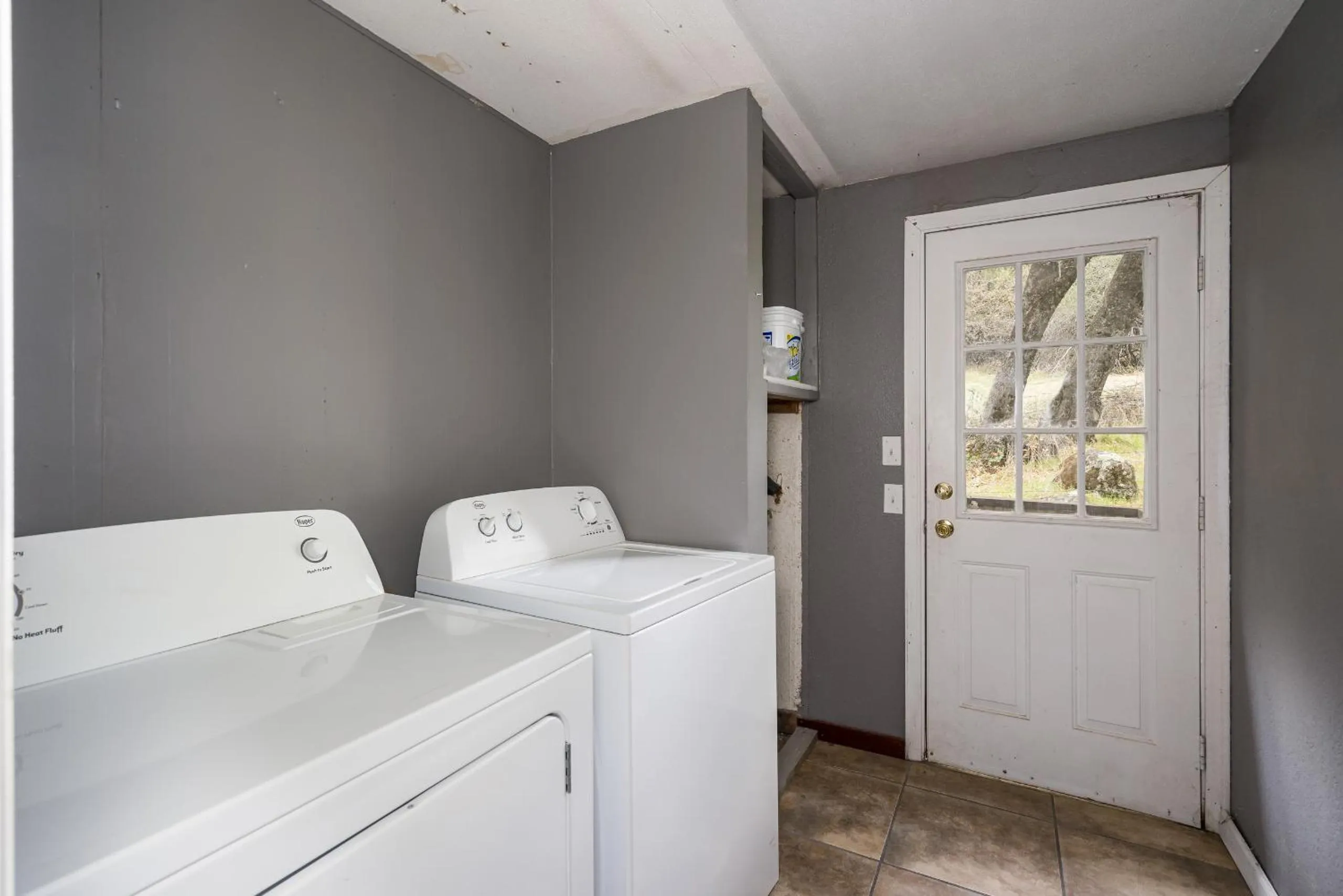 Mountain Trail Lodge and Vacation Rentals