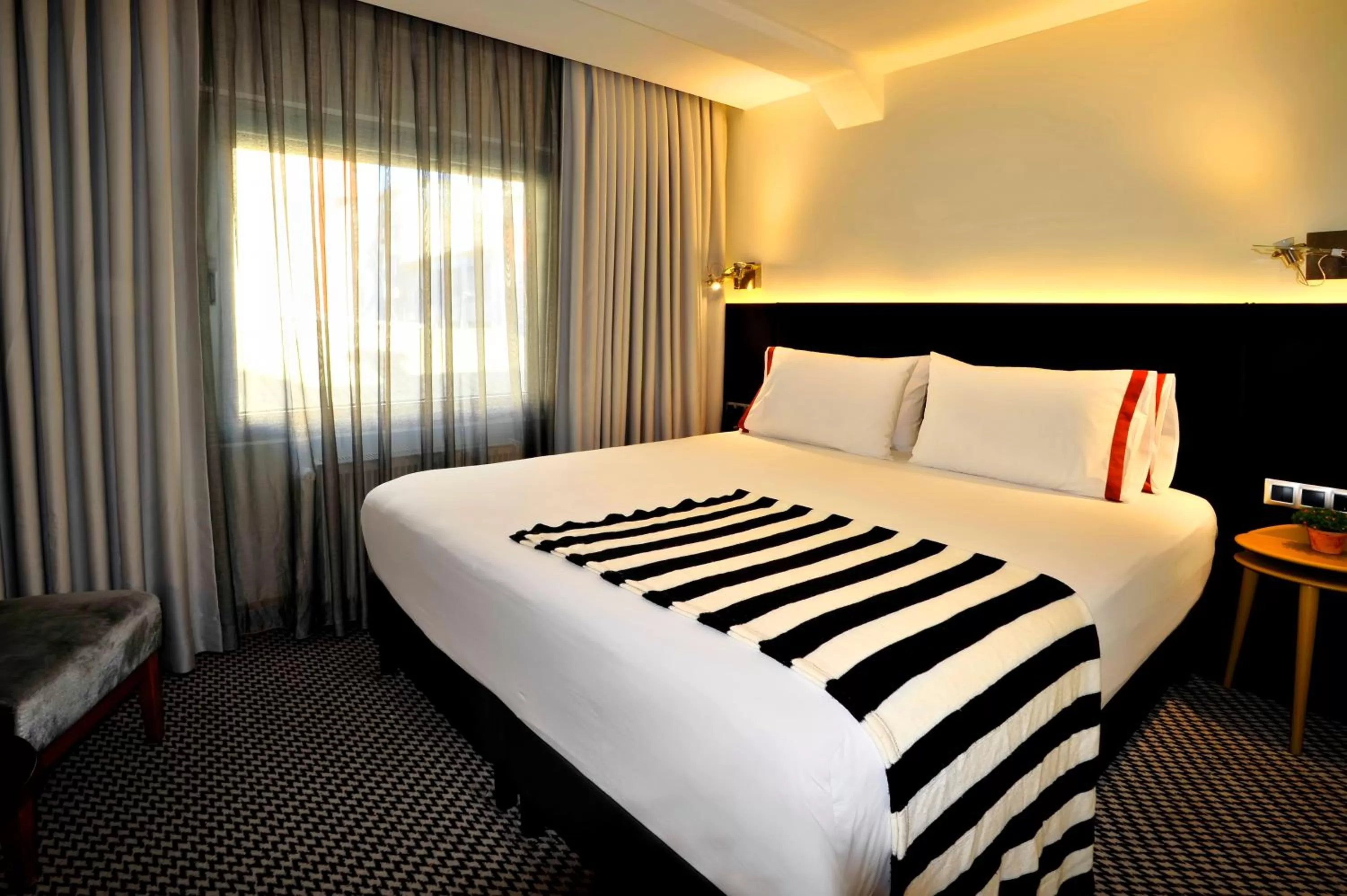 Photo of the whole room, Bed in Parkhouse Hotel & Spa