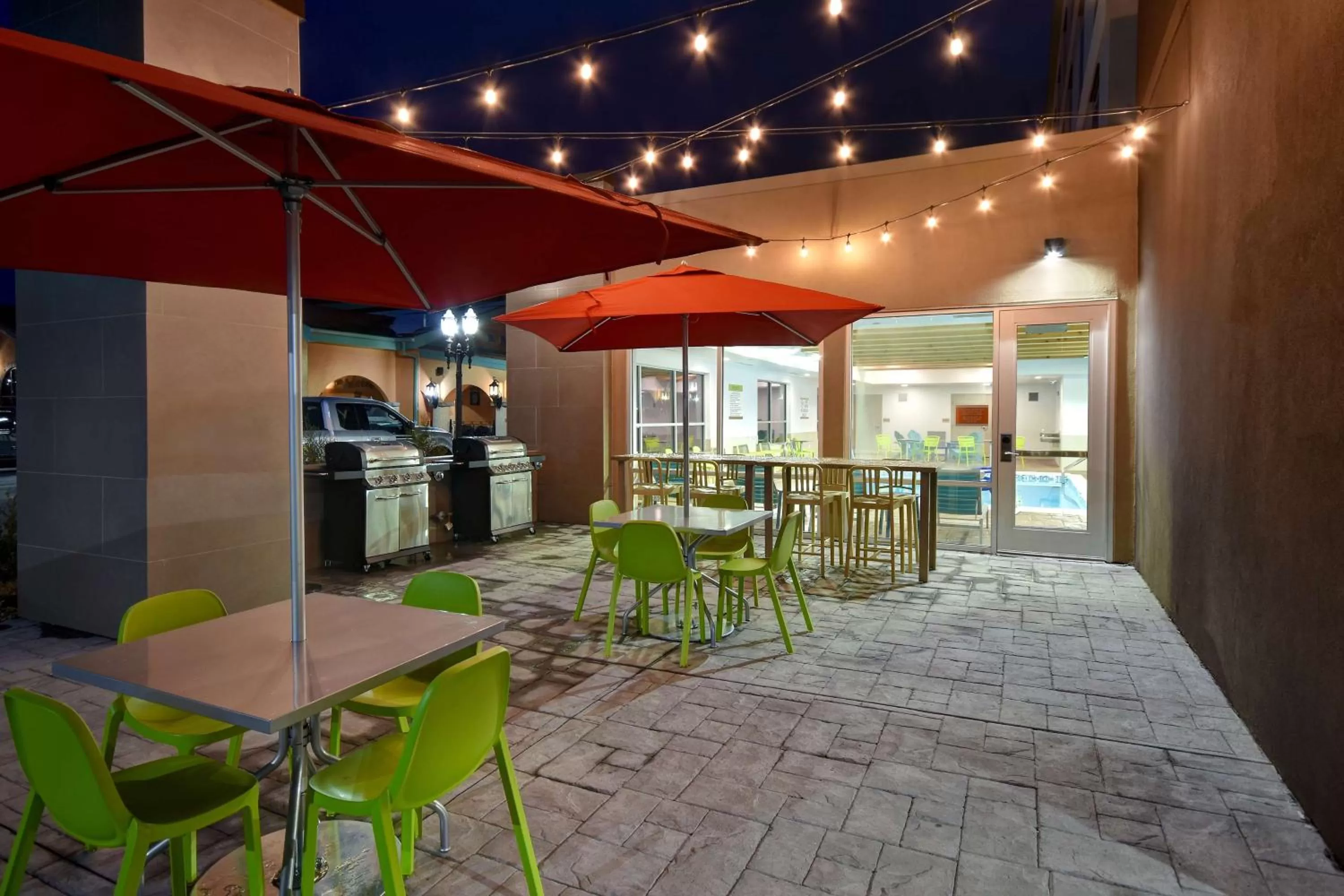 Property building in Home2 Suites Eau Claire South, Wi