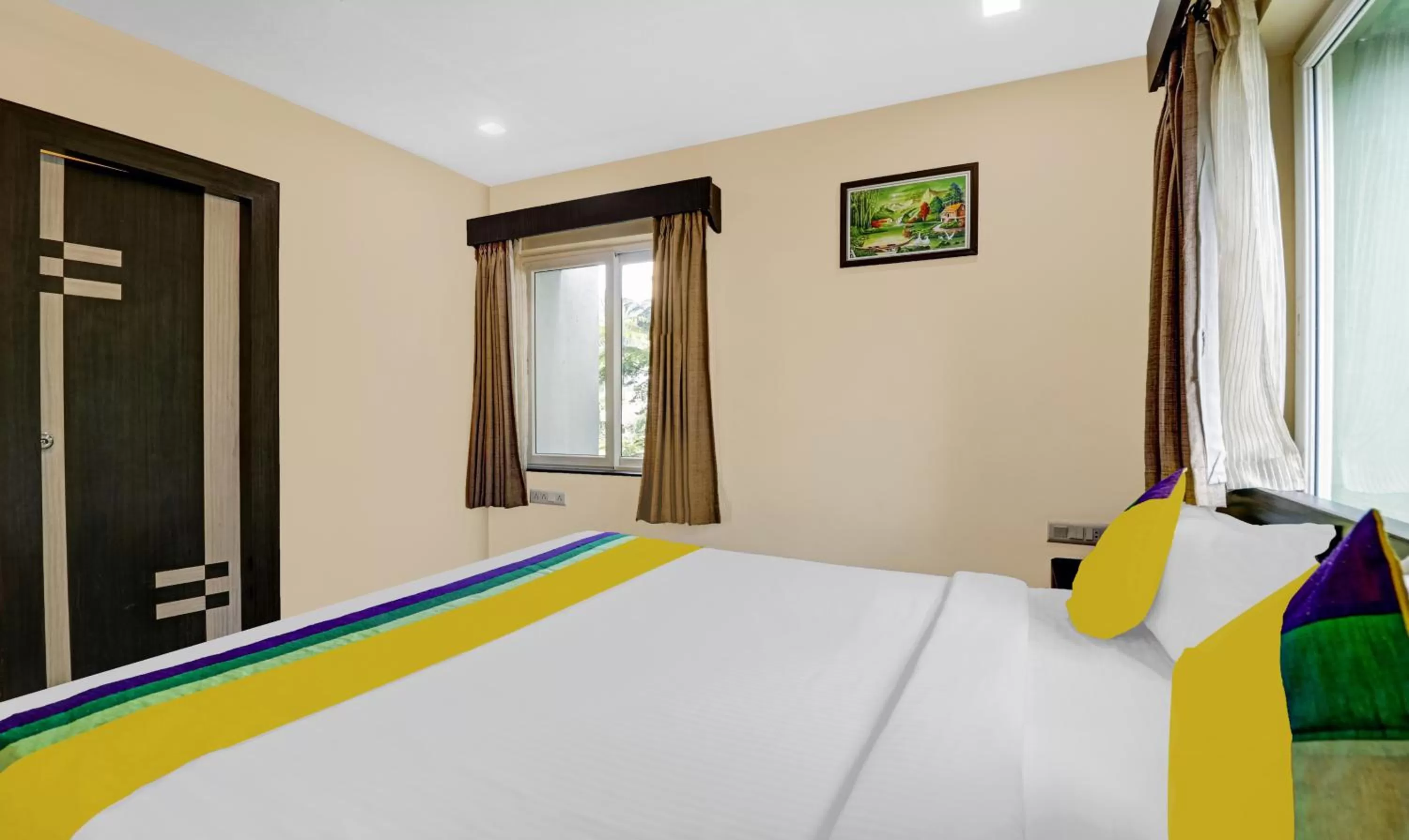 Bedroom, Bed in Hotel MVP Check Inn