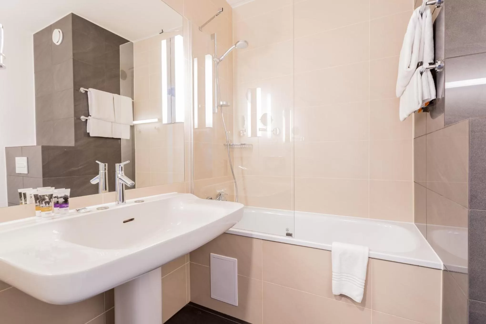 Bathroom in Mercure Gdynia Centrum