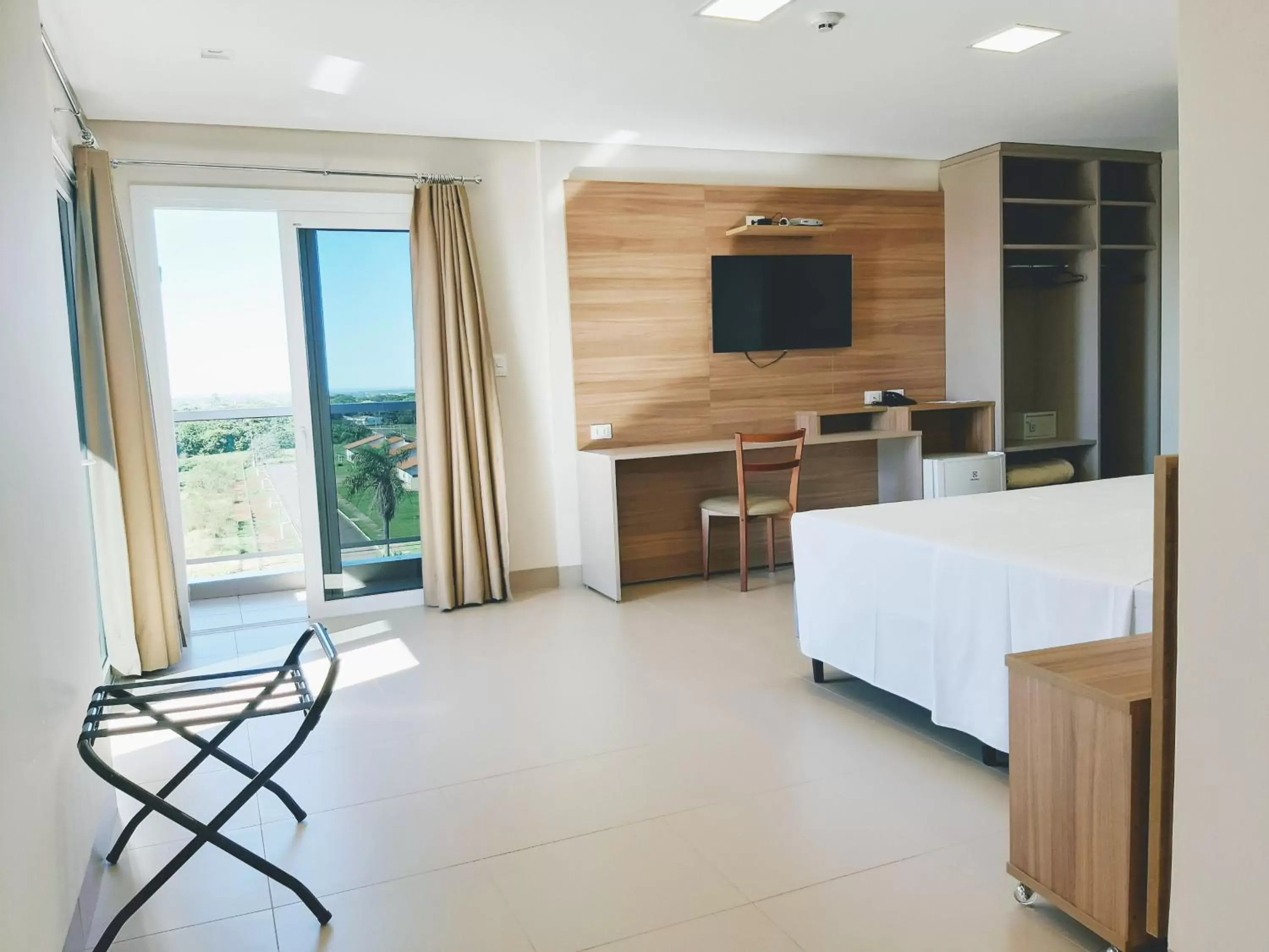 Suite in Orla Morena Park Hotel Suite in Orla Morena Park Hotel