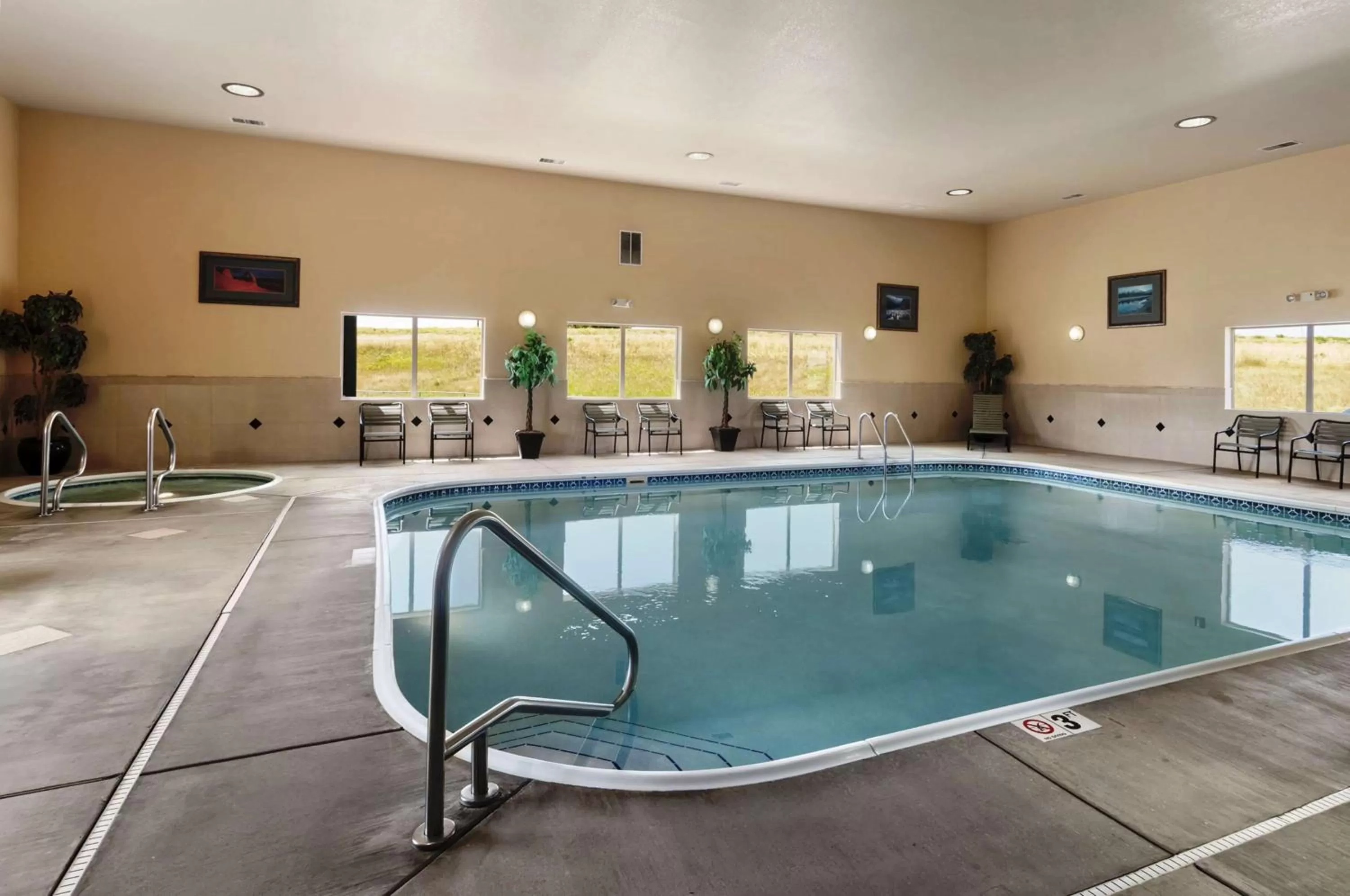 Pool view, Swimming Pool in Hampton Inn Gillette