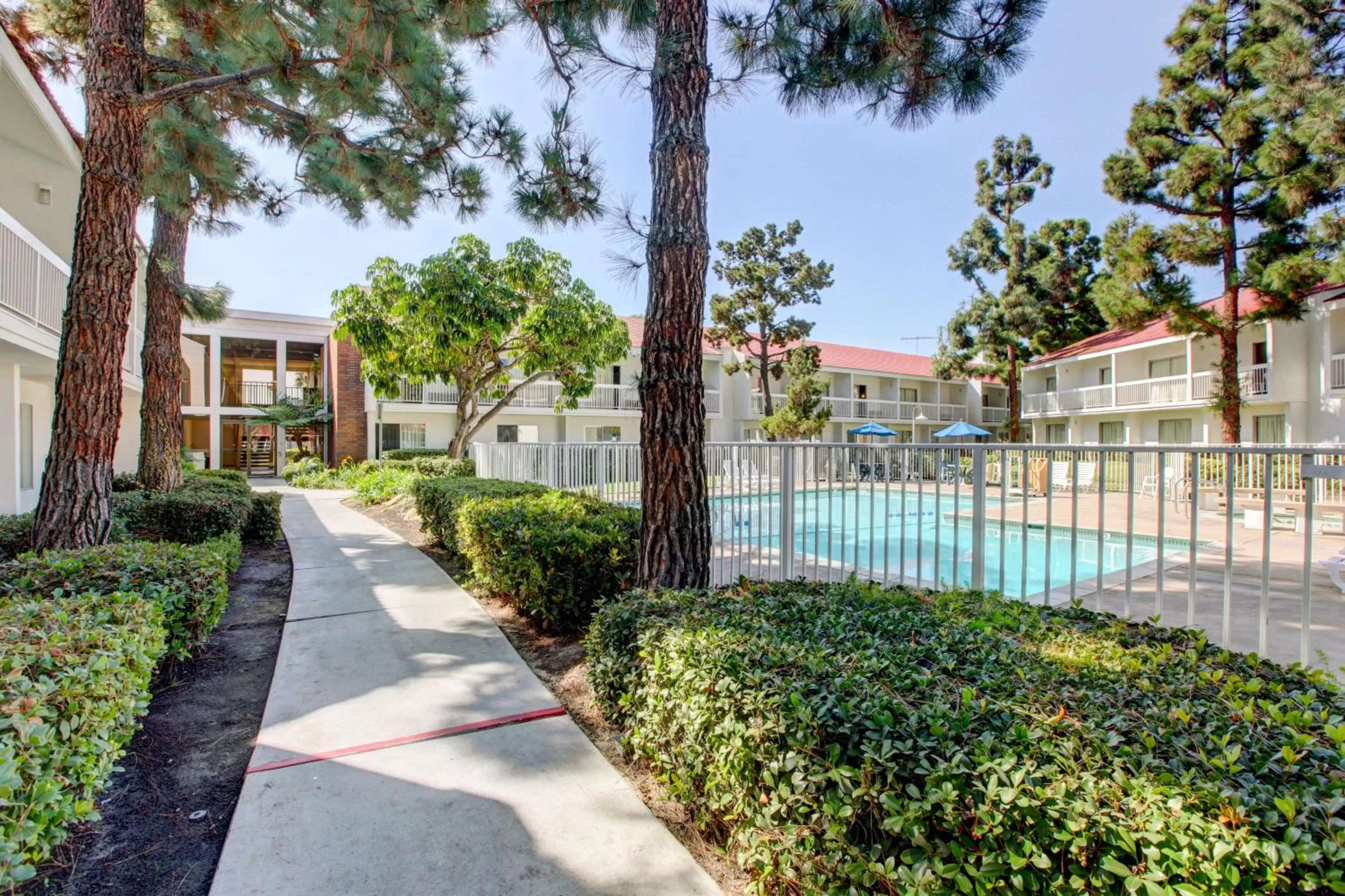 Property building in Motel 6-Santa Ana, CA - Irvine - Orange County Airport