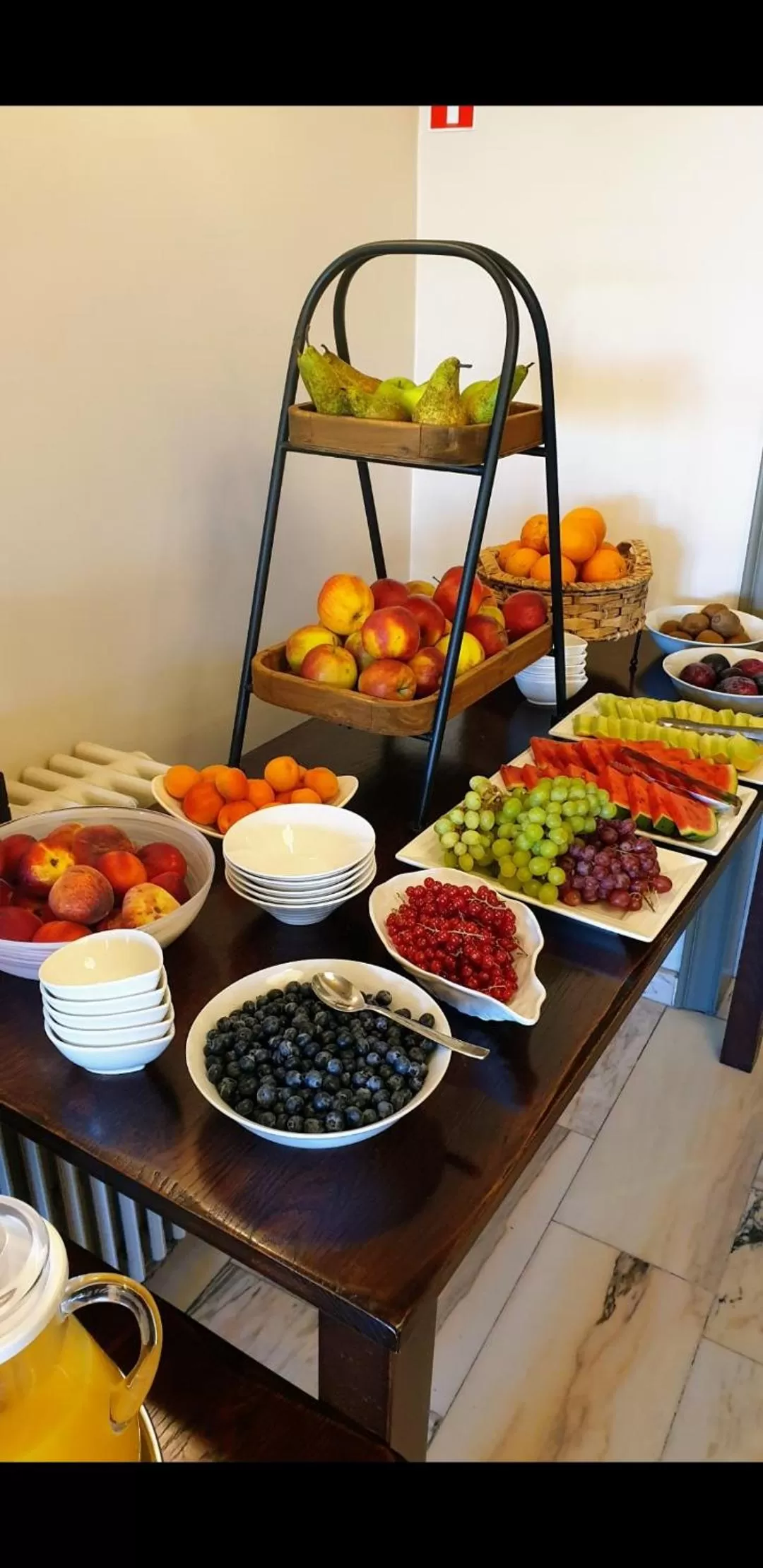 Food and drinks in Belrom Hotel