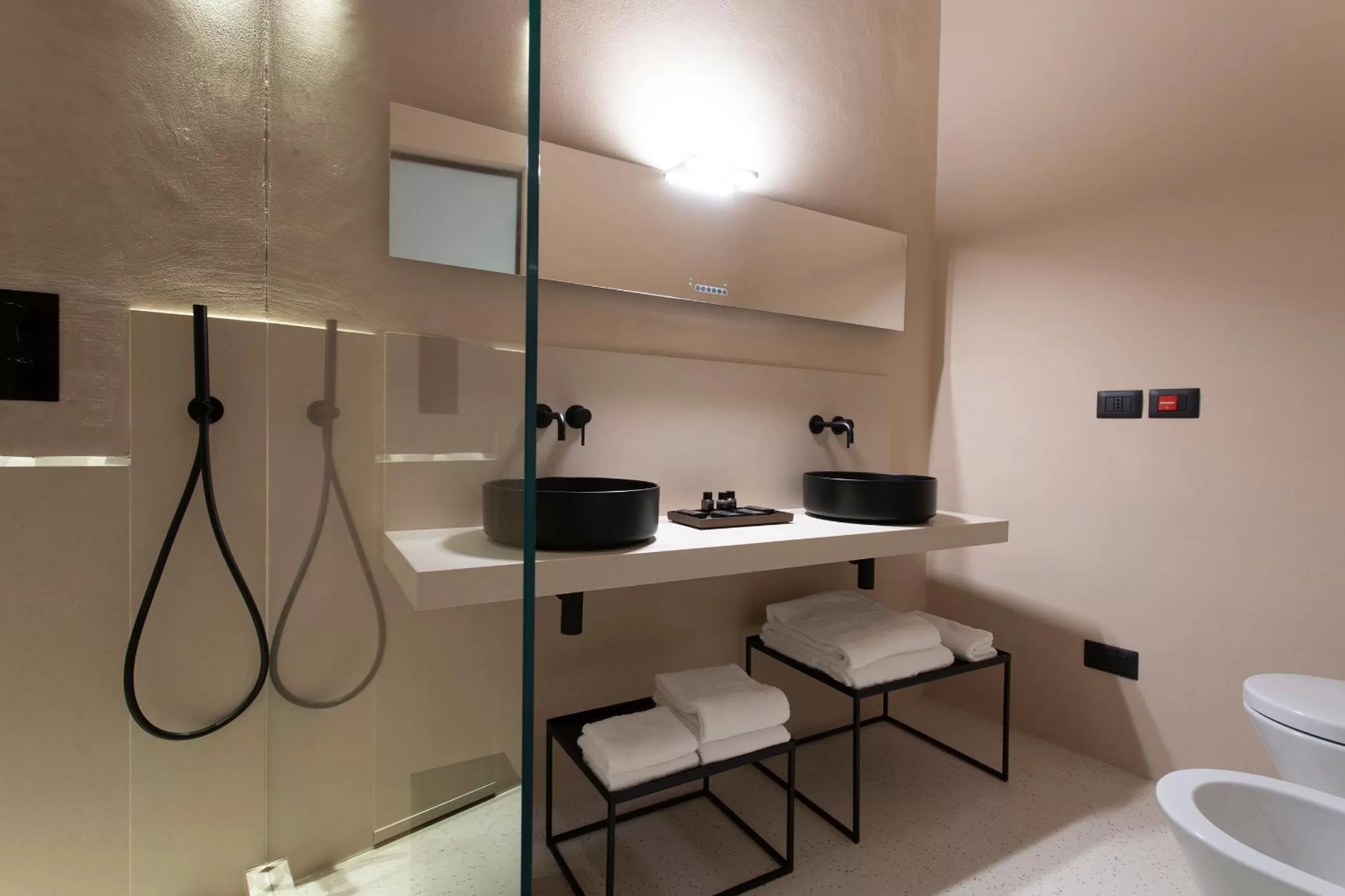 Shower in PIANELLE RESORT