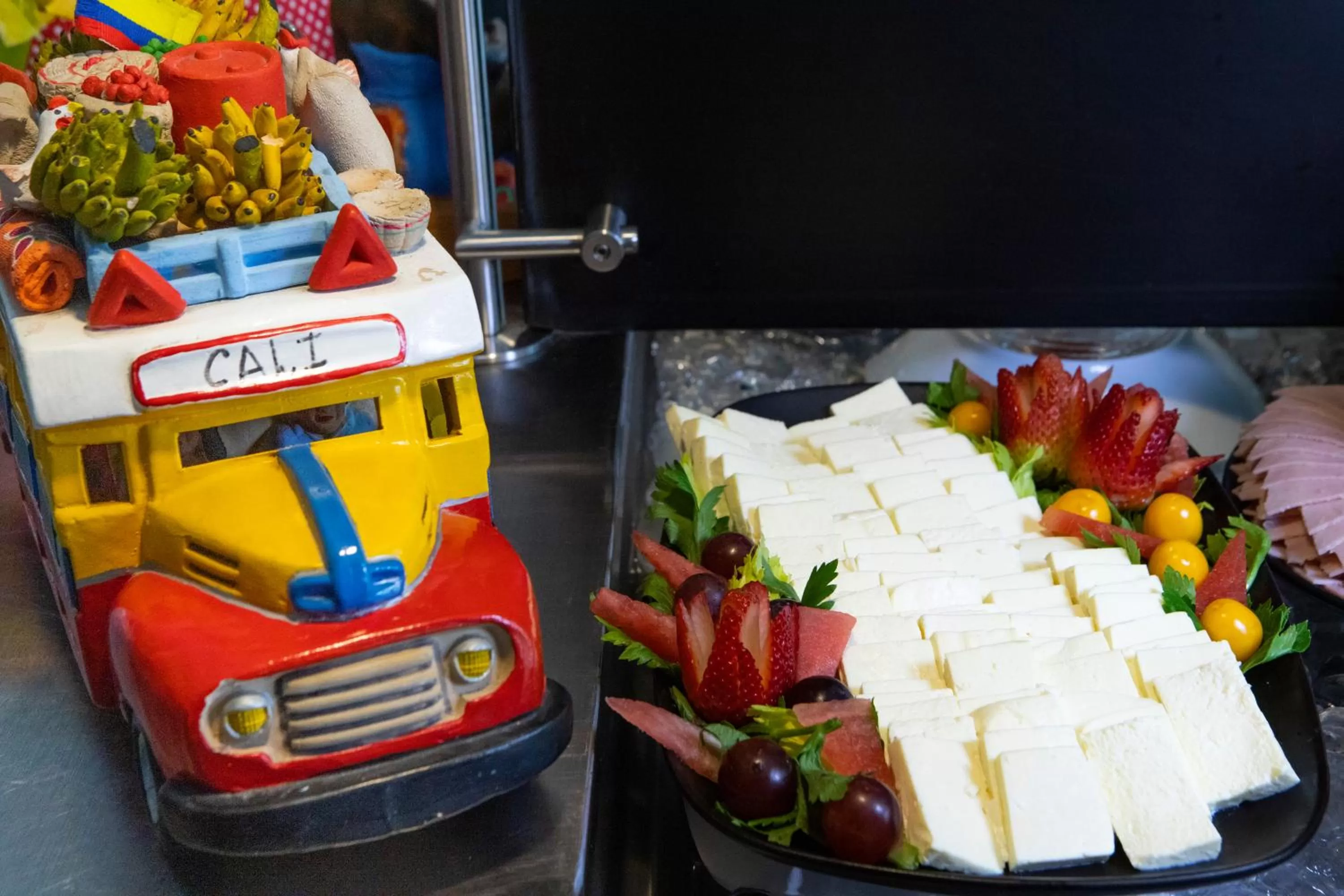 Buffet breakfast in Hotel Ibis Cali Granada