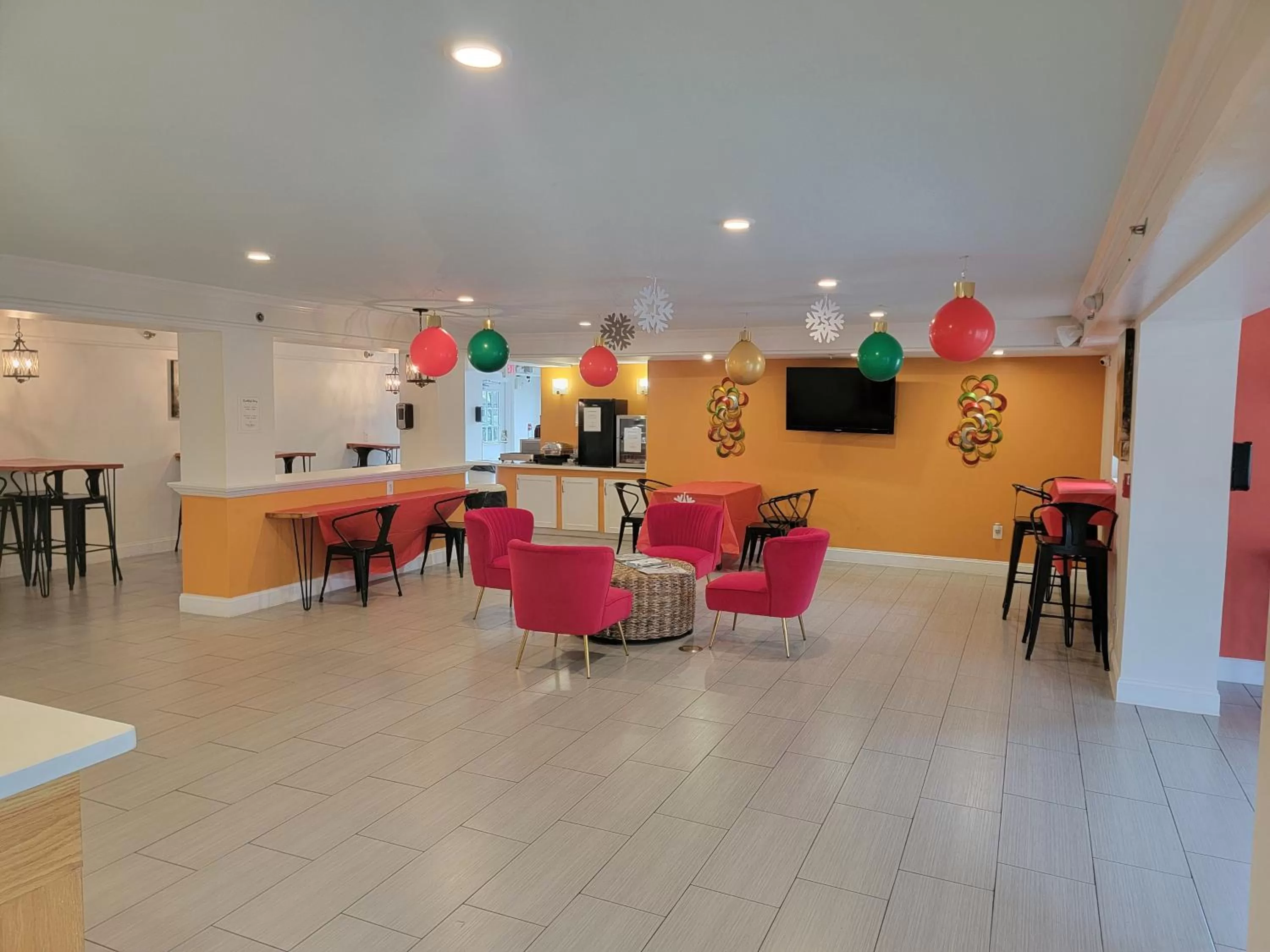 Lobby or reception in Casa Bella Inn & Suites Extended Stay