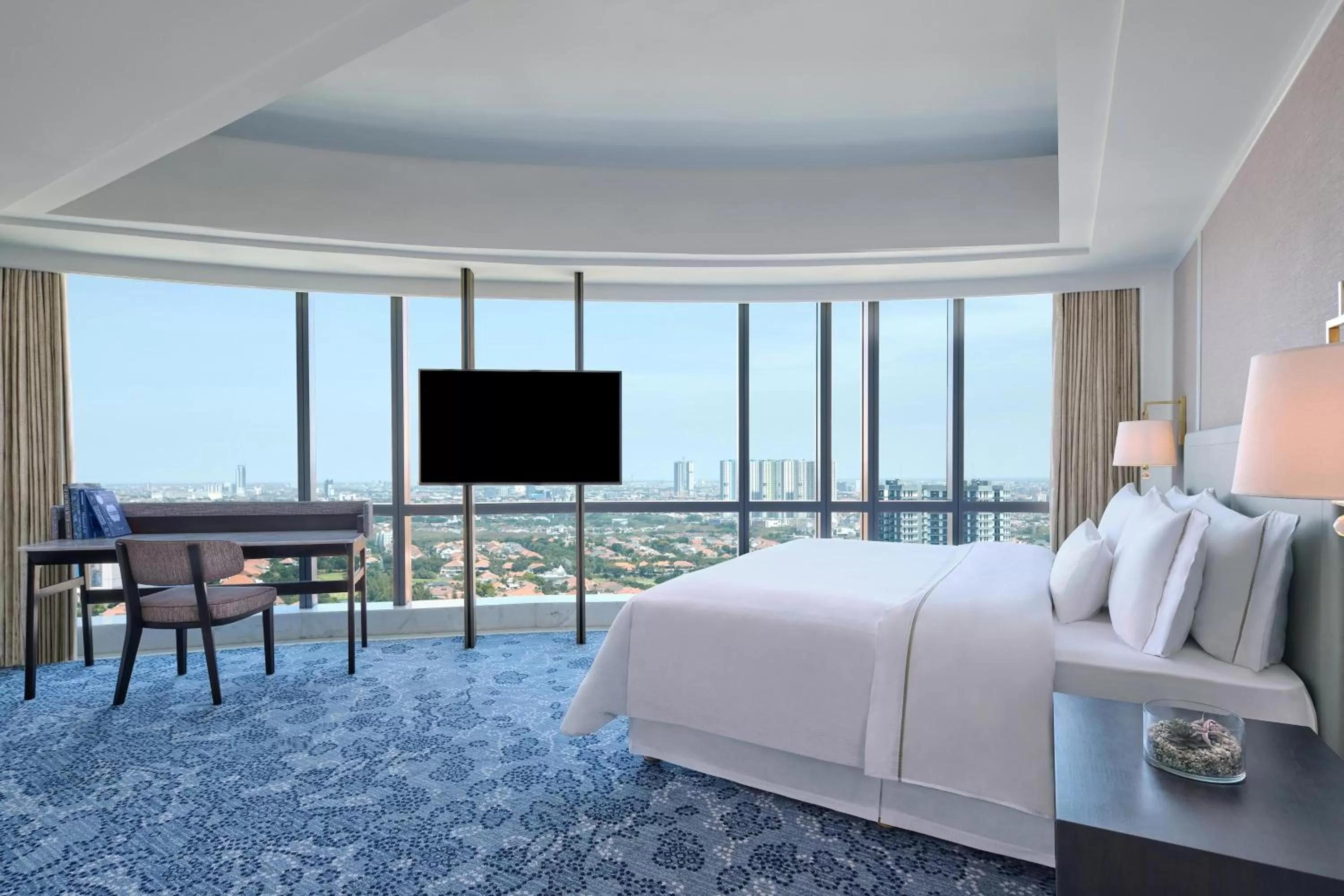 Bedroom, Bed in The Westin Surabaya