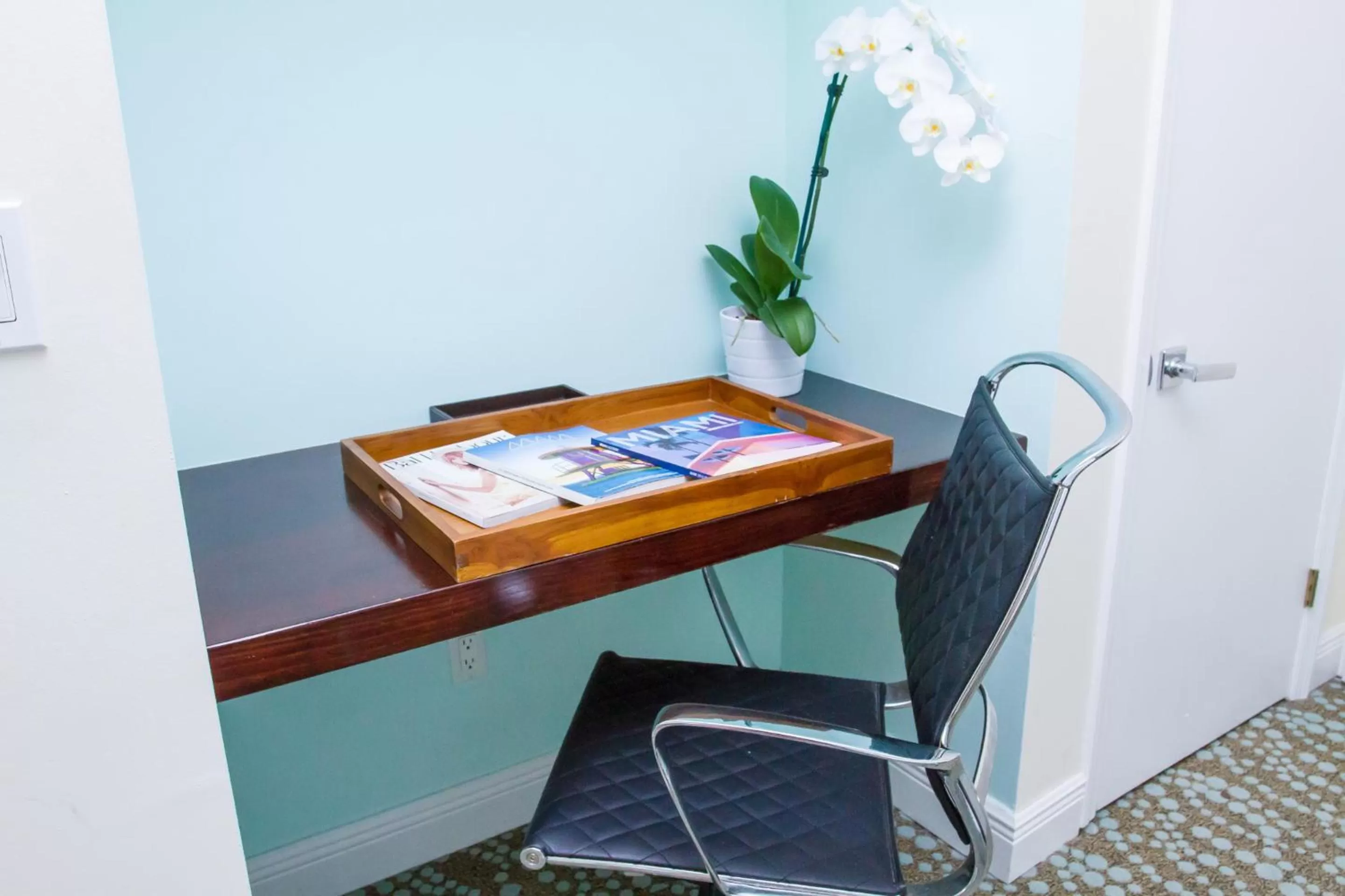 Decorative detail in Dorchester Hotel & Suites