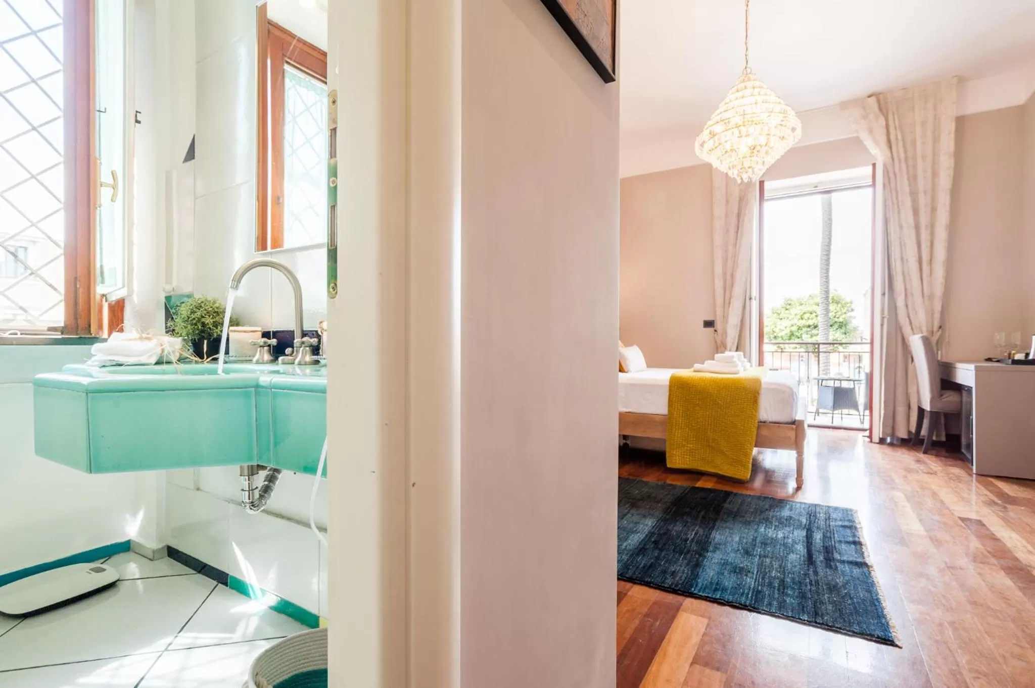 Shower in Dream House Pompei