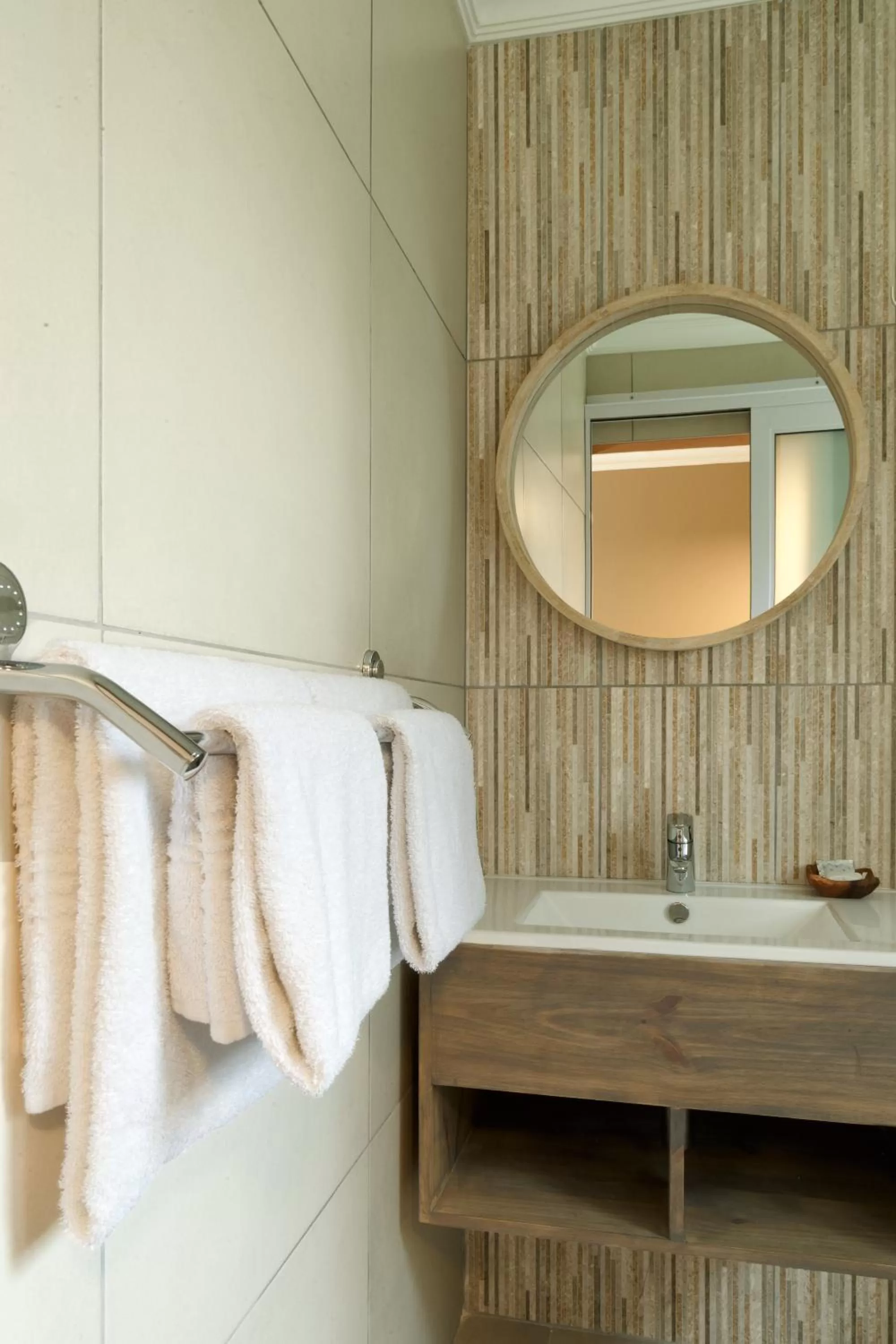 Bathroom in Loerie Guest Lodge
