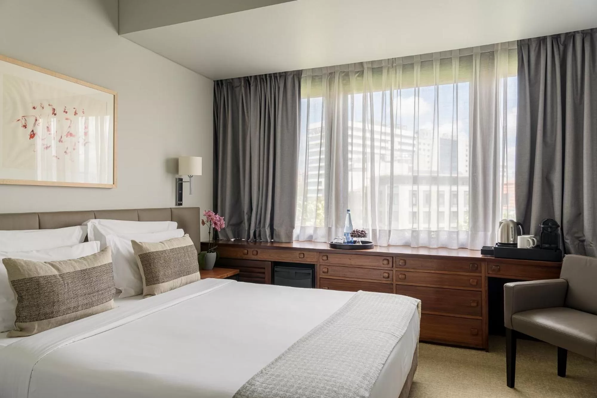 TV and multimedia, Bed in Hotel Dom Carlos Park